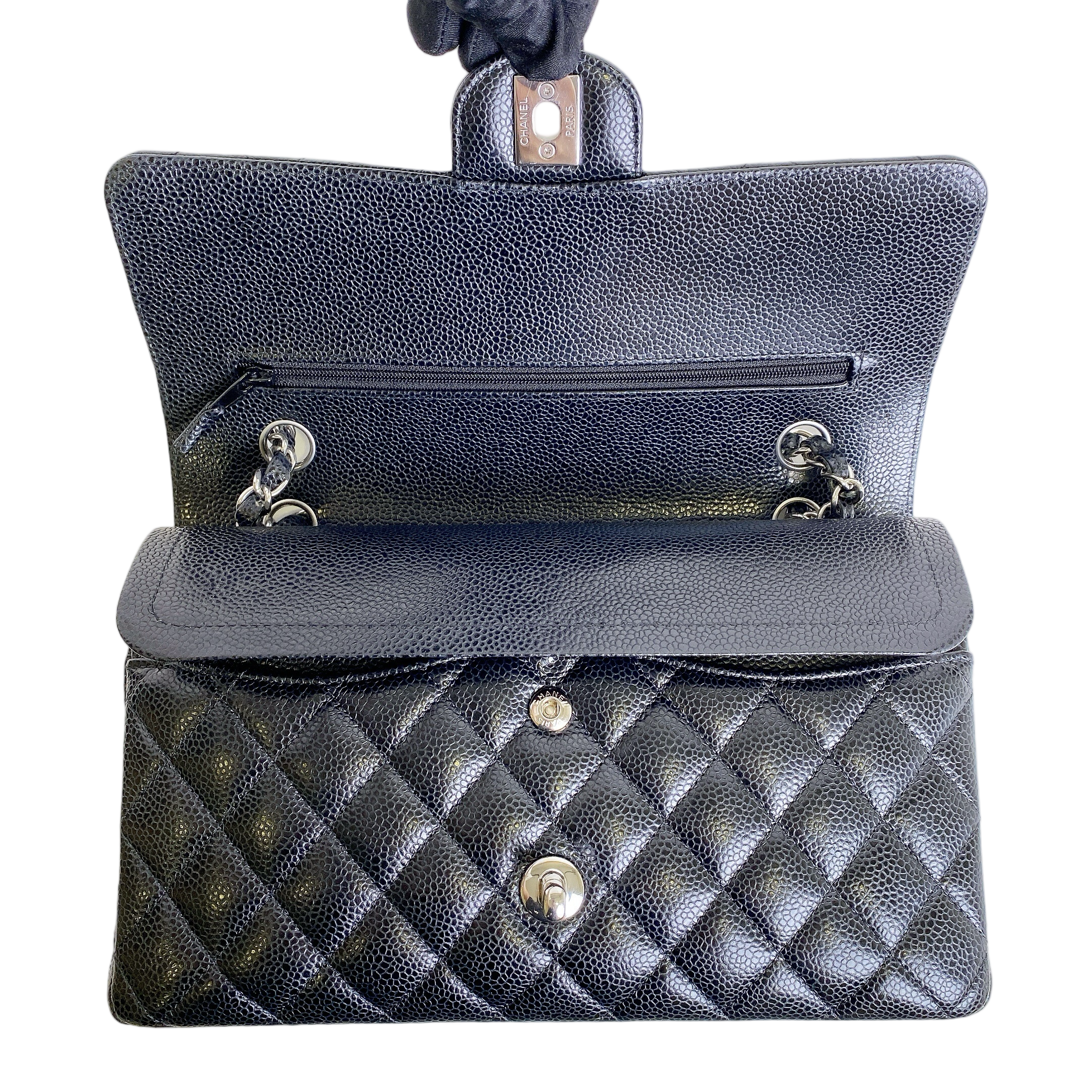 CHANEL MEDIUM CLASSIC FLAP IN CAVIAR