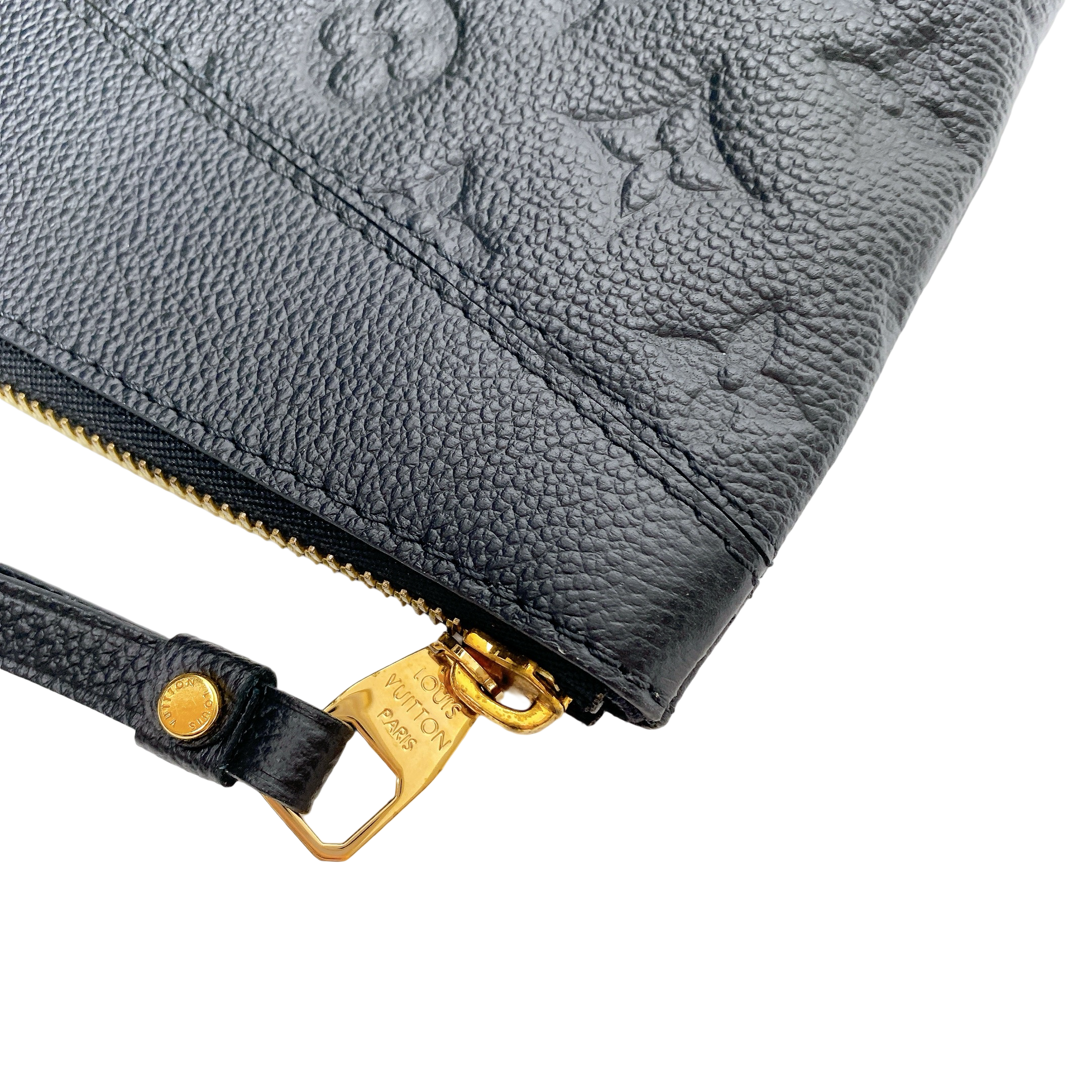 LV DAILY POUCH