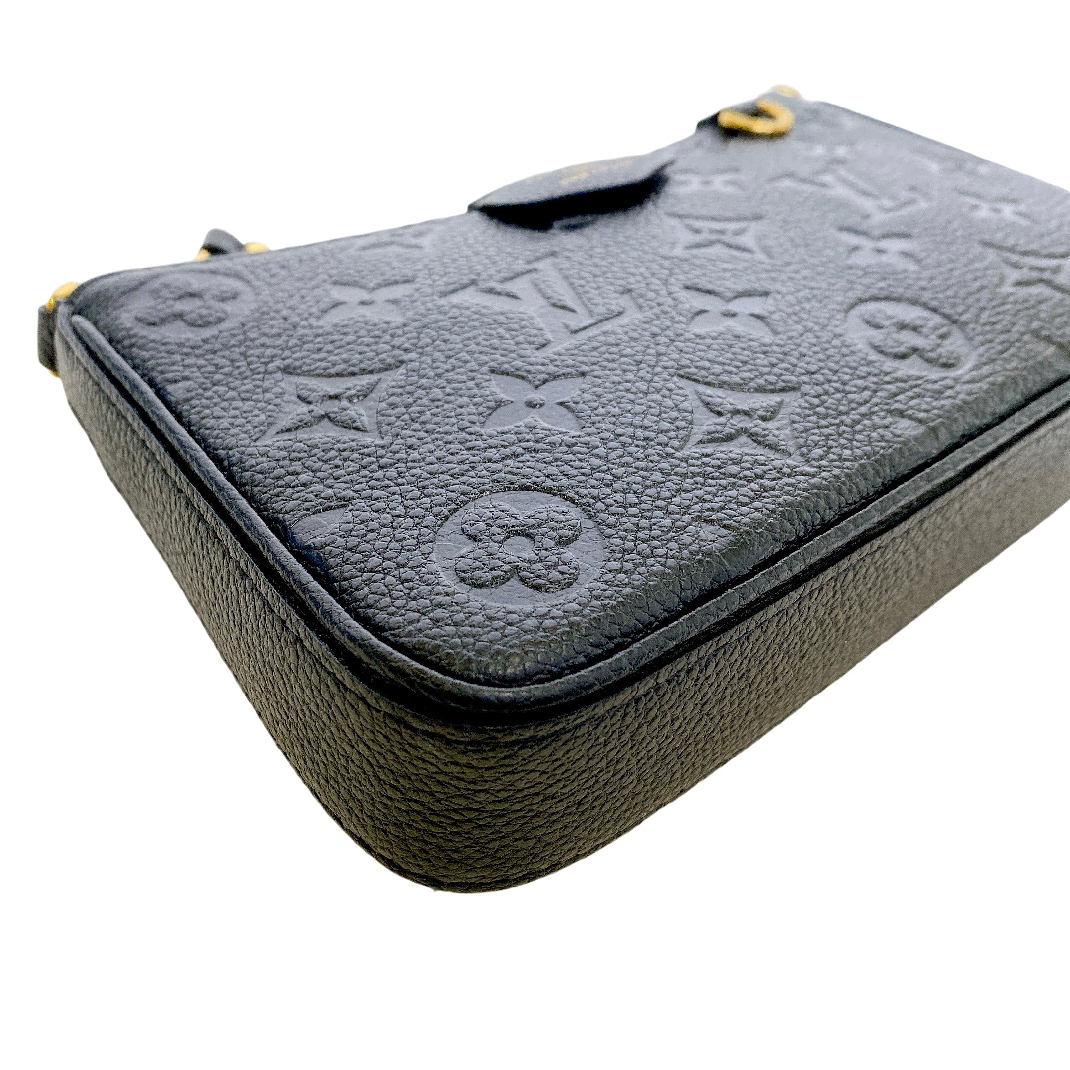 LV EASY POUCH ON STRAP