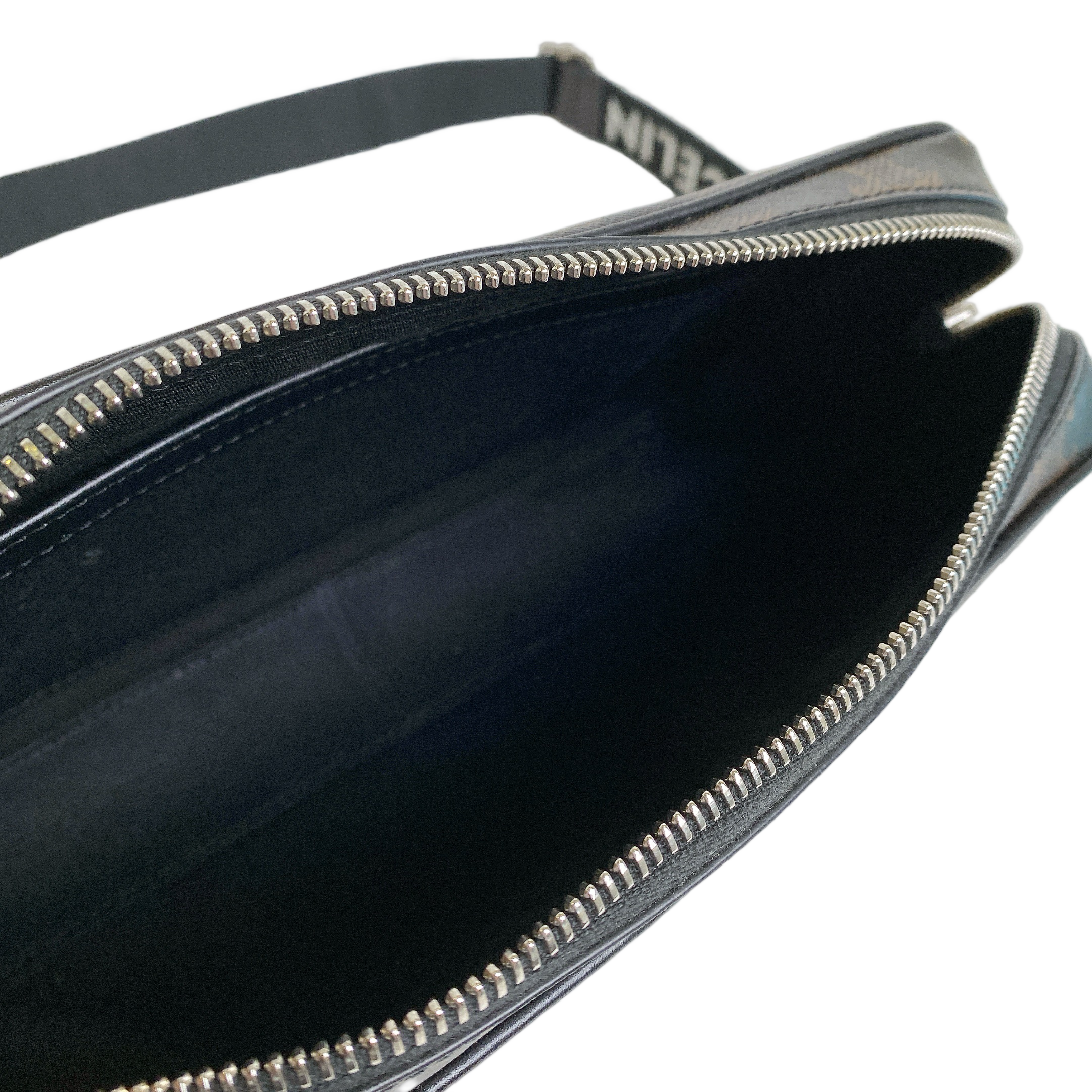 CELINE MEDIUM MESSENGER TRIOMPHE CANVAS
