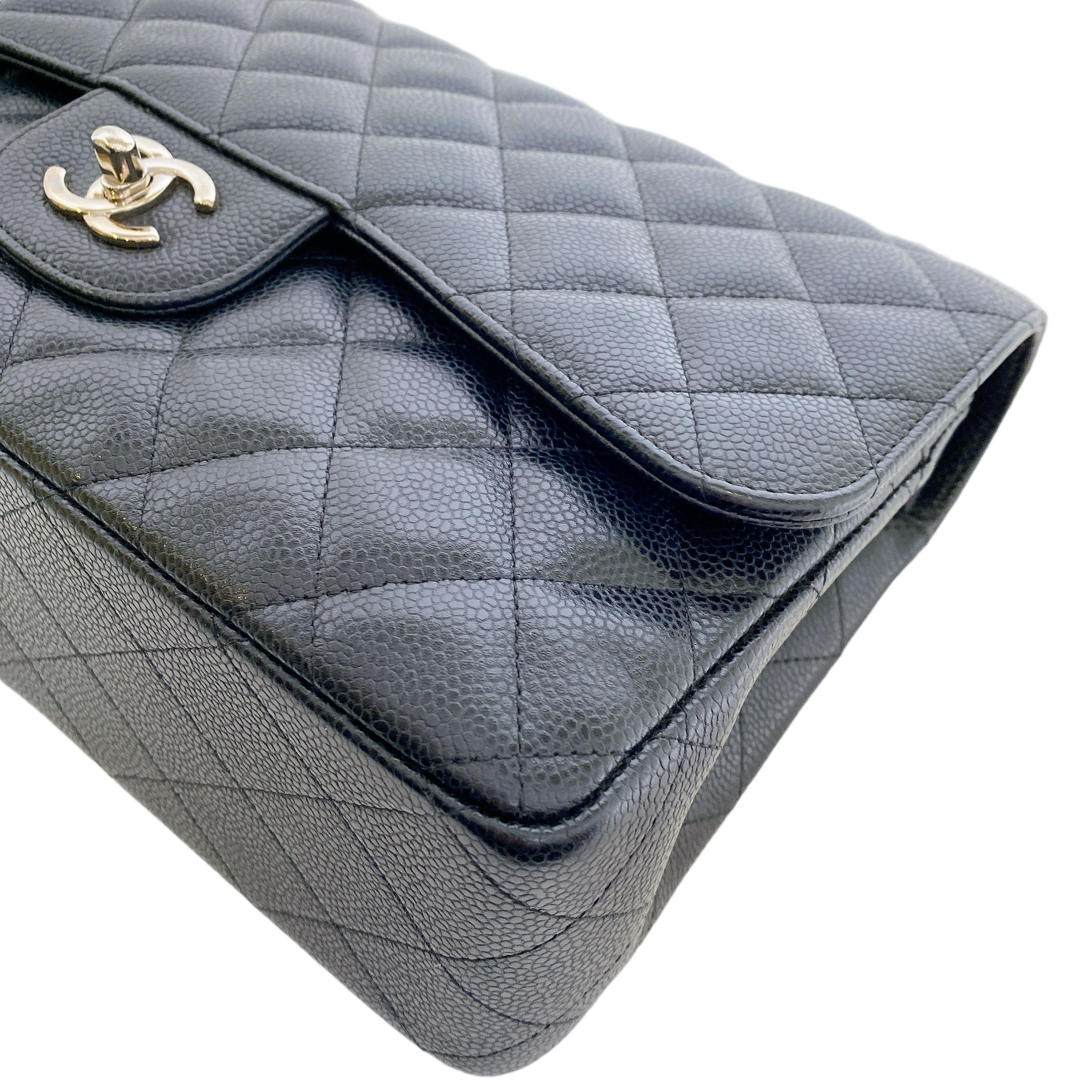 CHANEL CLASSIC JUMBO CAVIAR SHW