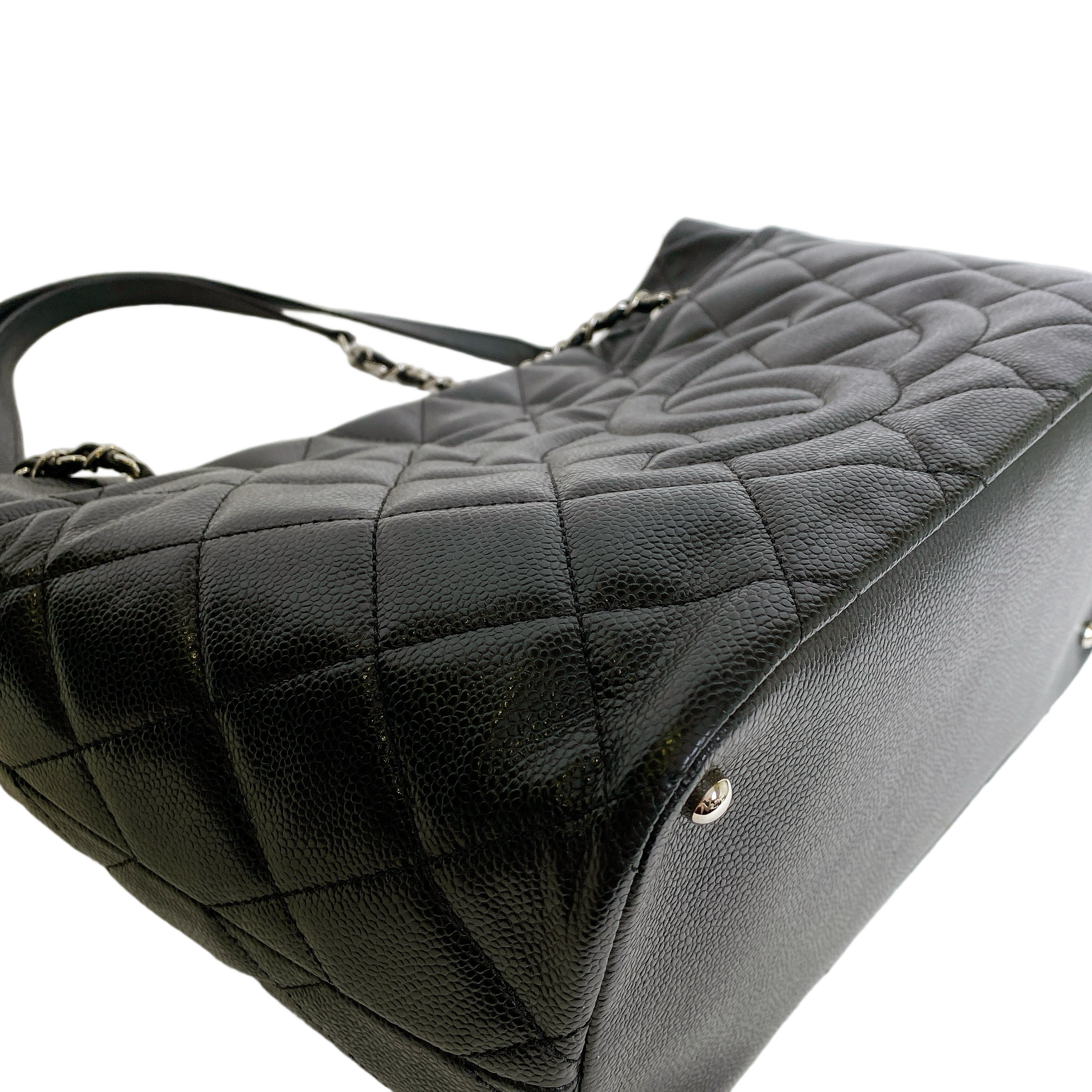 CHANEL SHOPPING TOTE