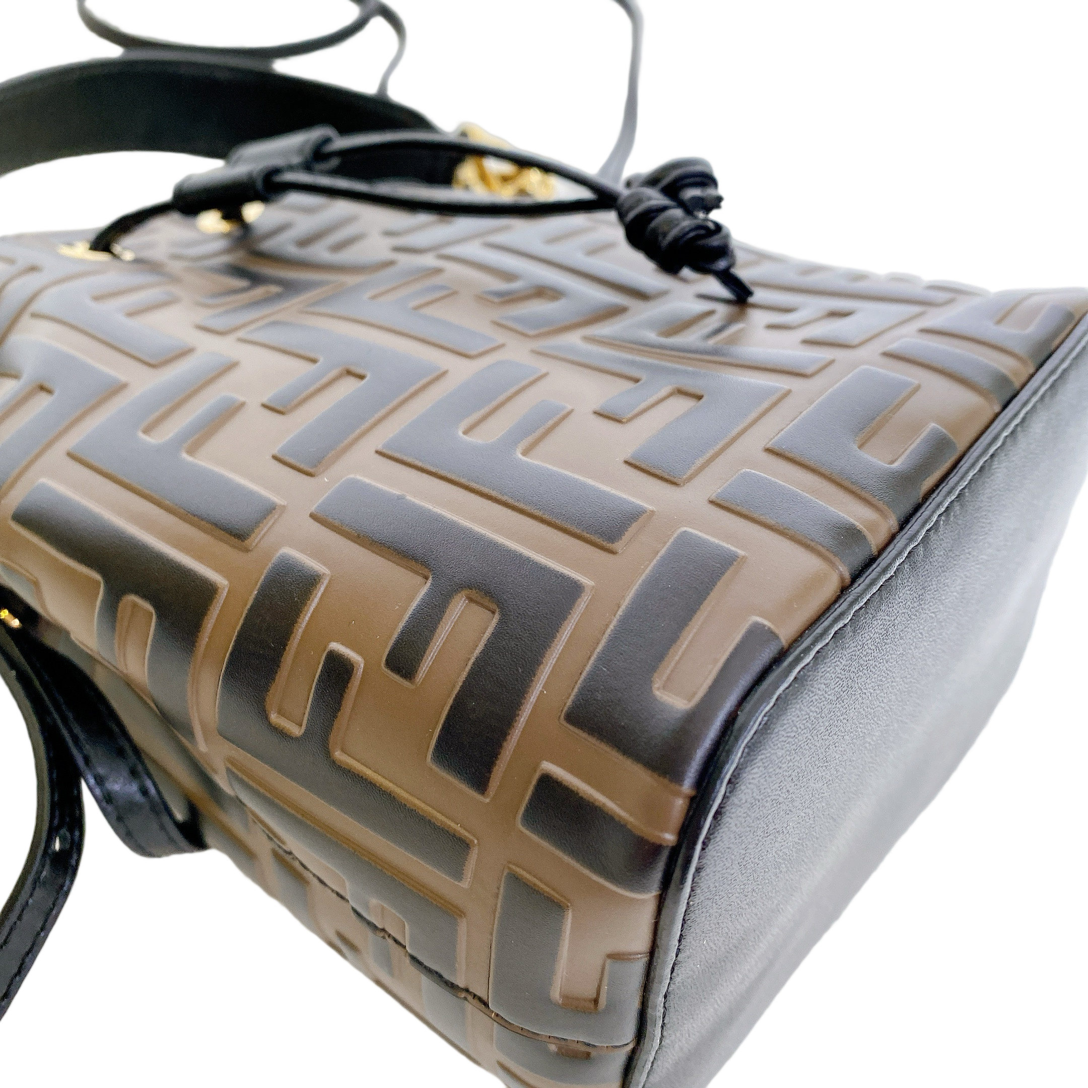 FENDI MON TRESOR BUCKET