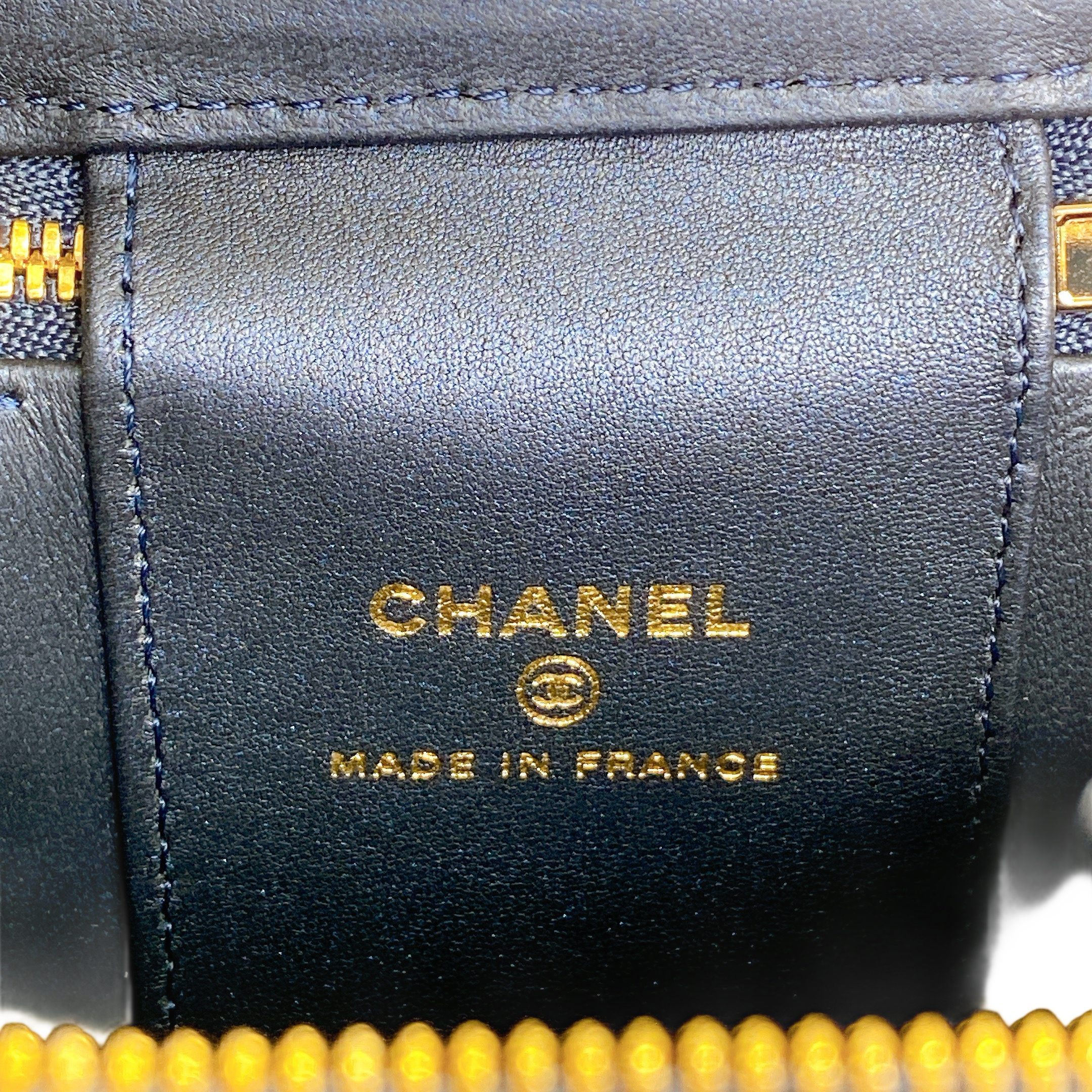 CHANEL VANITY MINI TOP HANDLE
