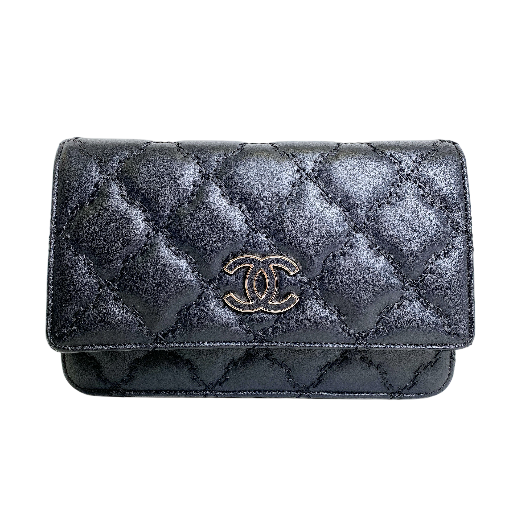 CHANEL PUFFY QUILTING WOC
