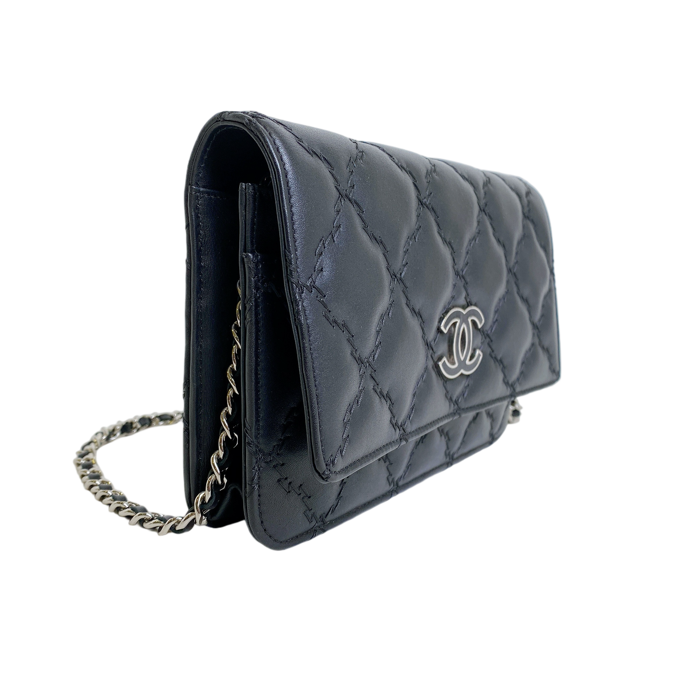 CHANEL PUFFY QUILTING WOC