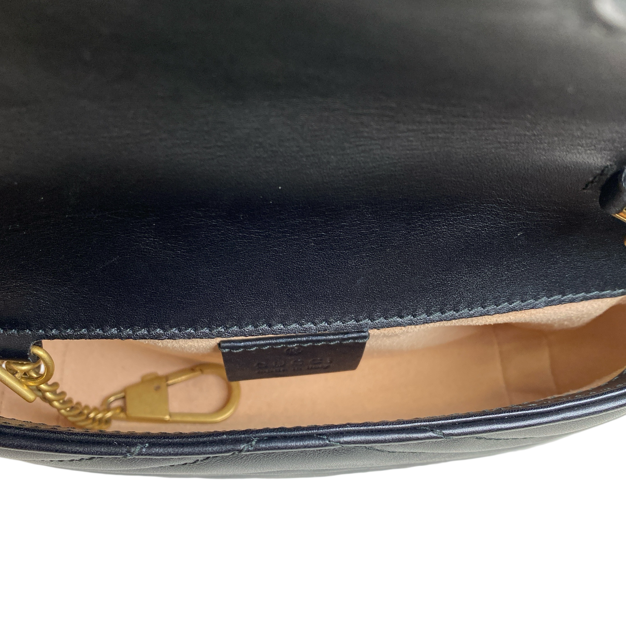 GUCCI MARMONT SUPERMINI IN BLACK