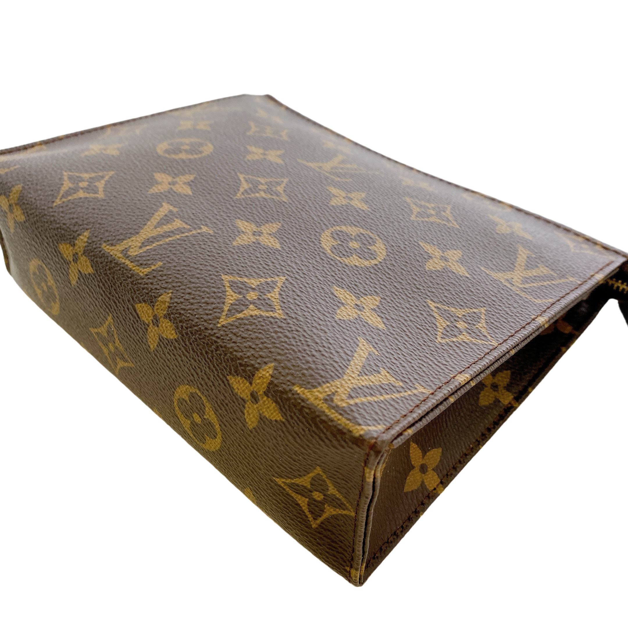 LV TOILETRY 19