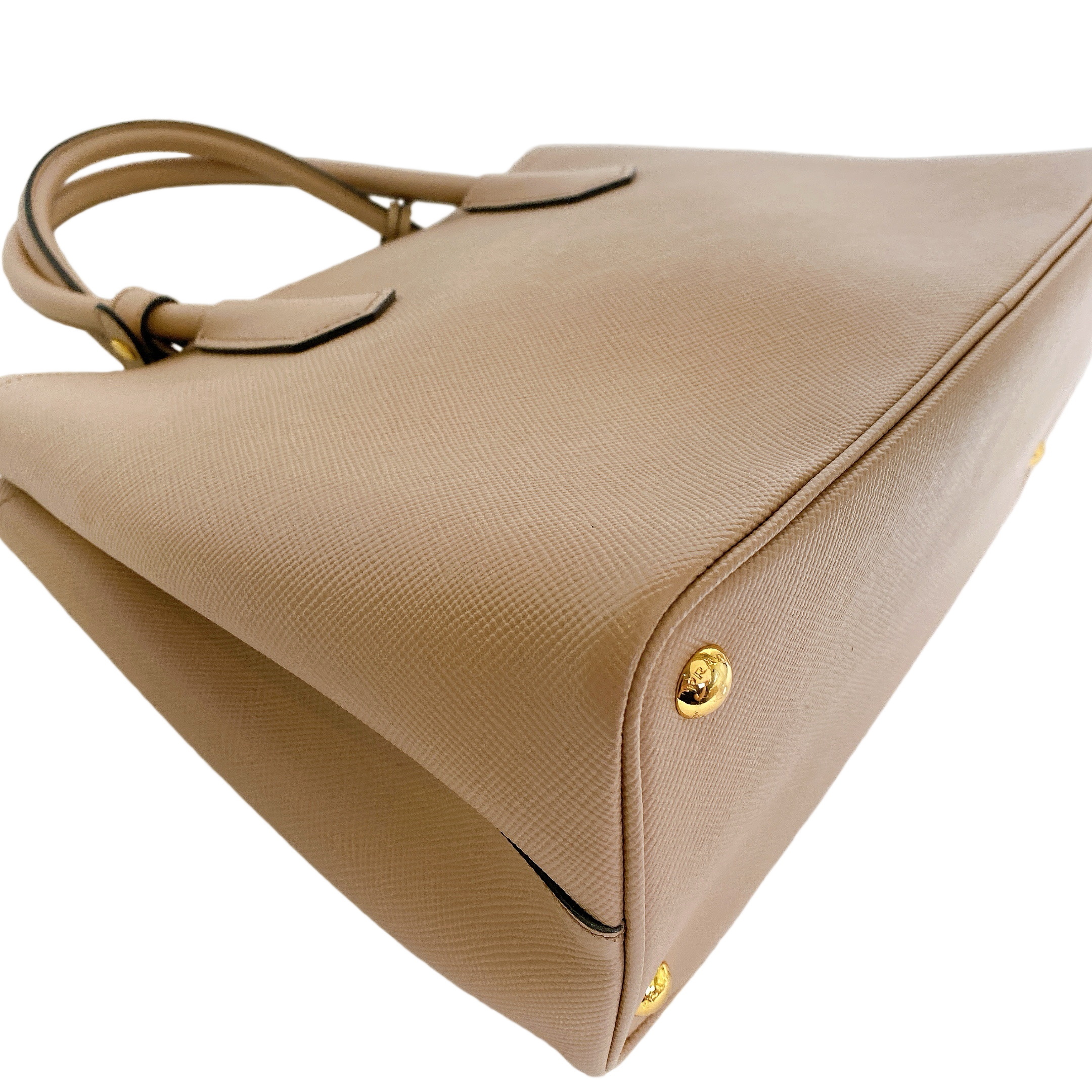 PRADA SAFFIANO CUIR IN BEIGE