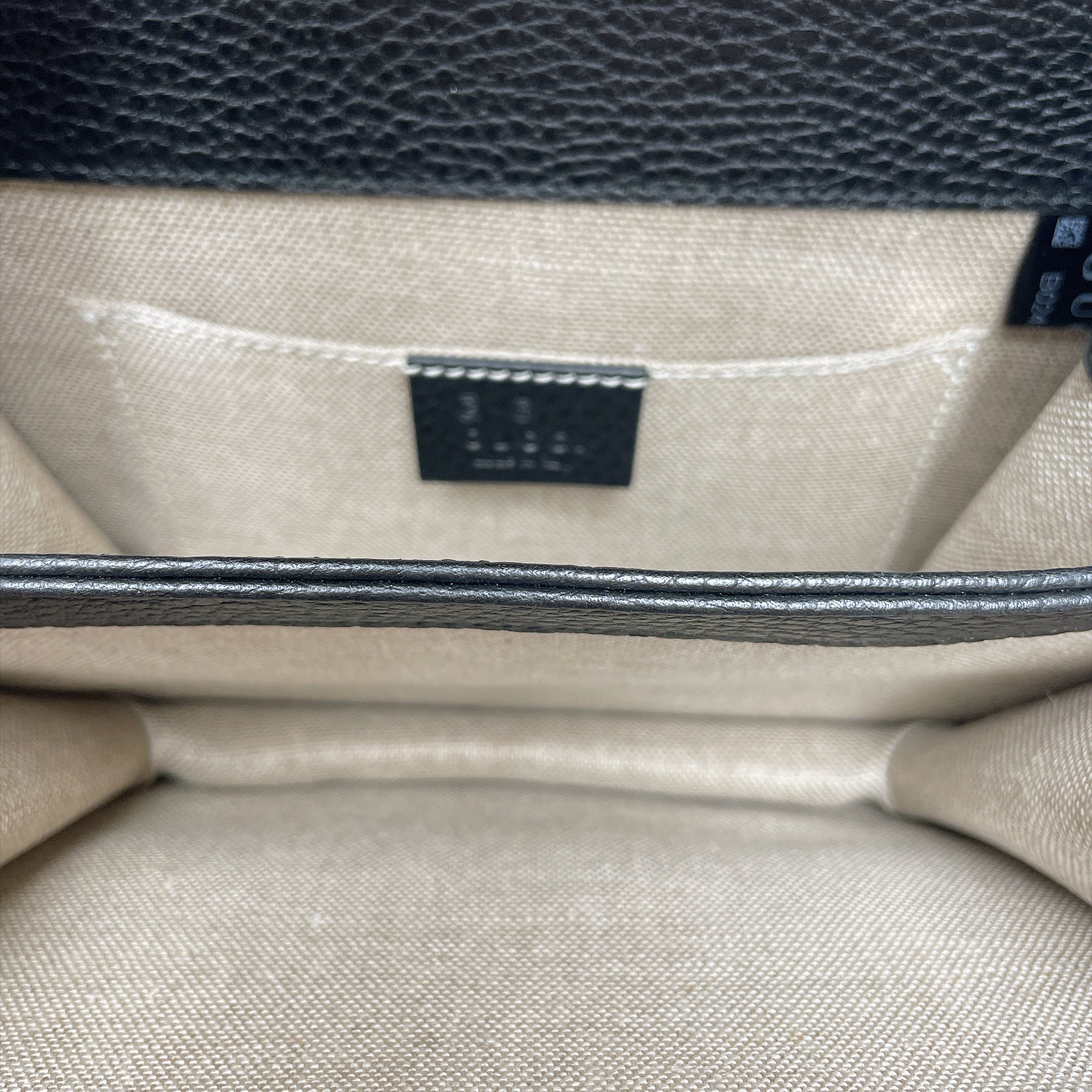GUCCI INTERLOCKING