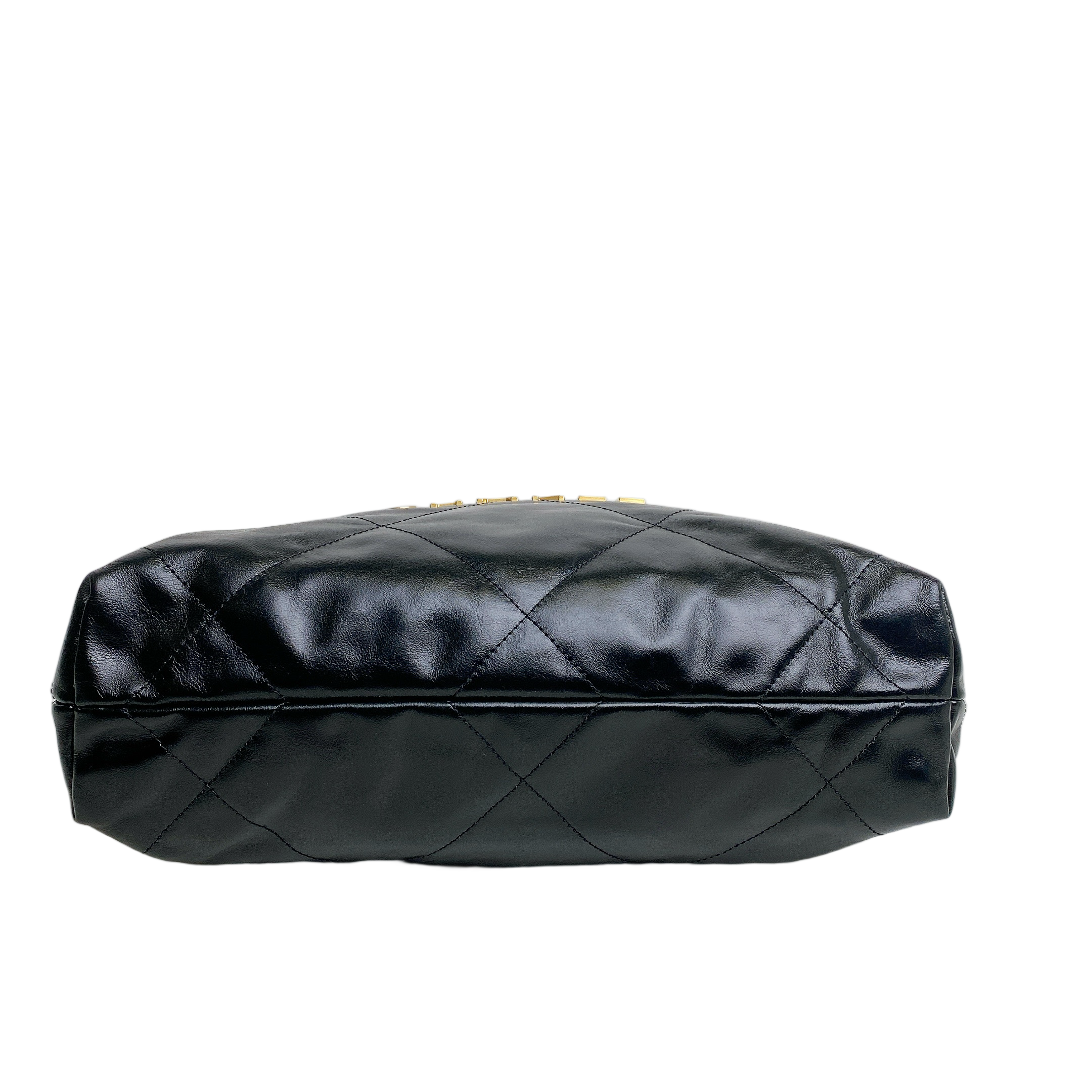 CHANEL 22 SMALL IN BLACK