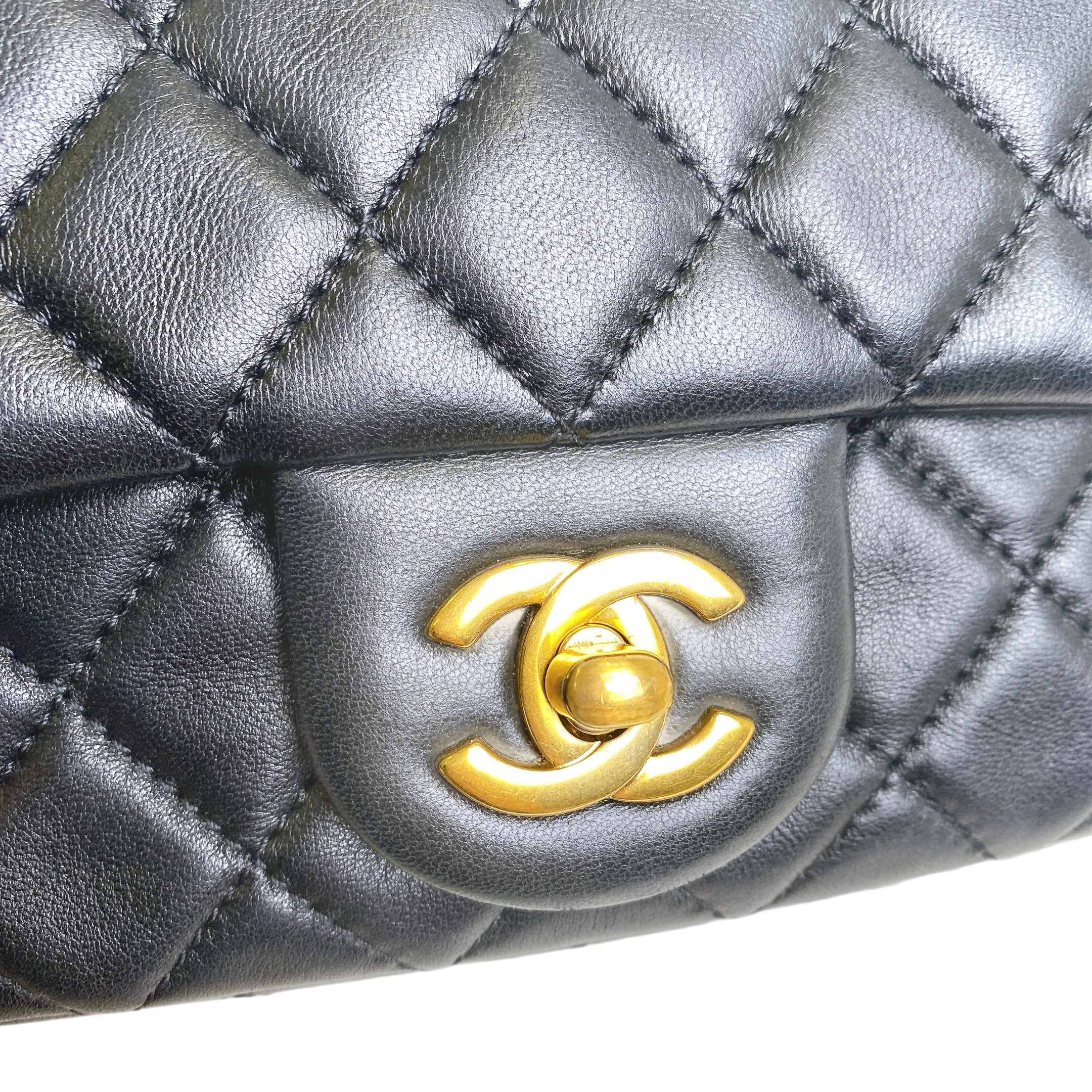 CHANEL MINI SQUARE PEARL CRUSH