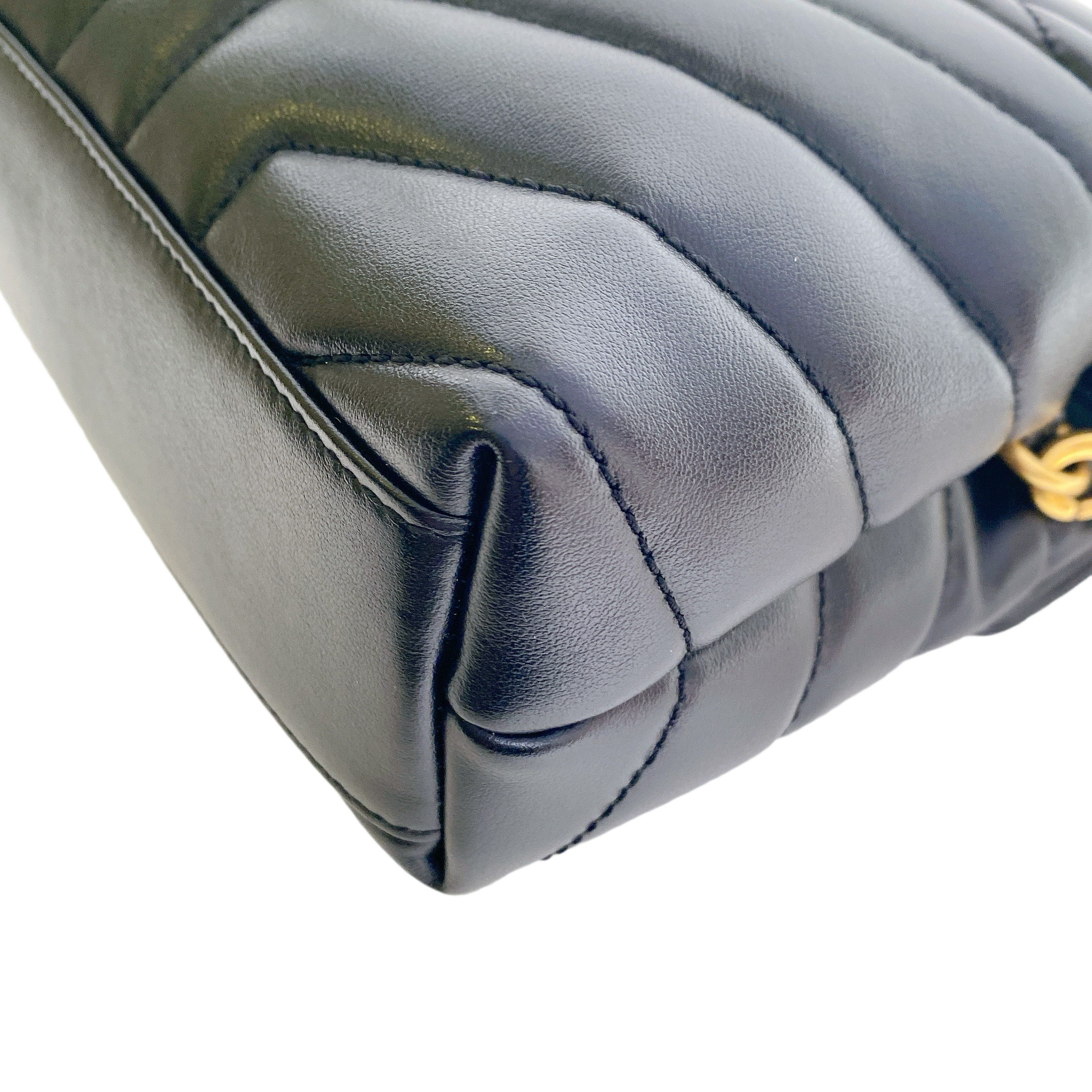 YSL LOULOU IN BLACK