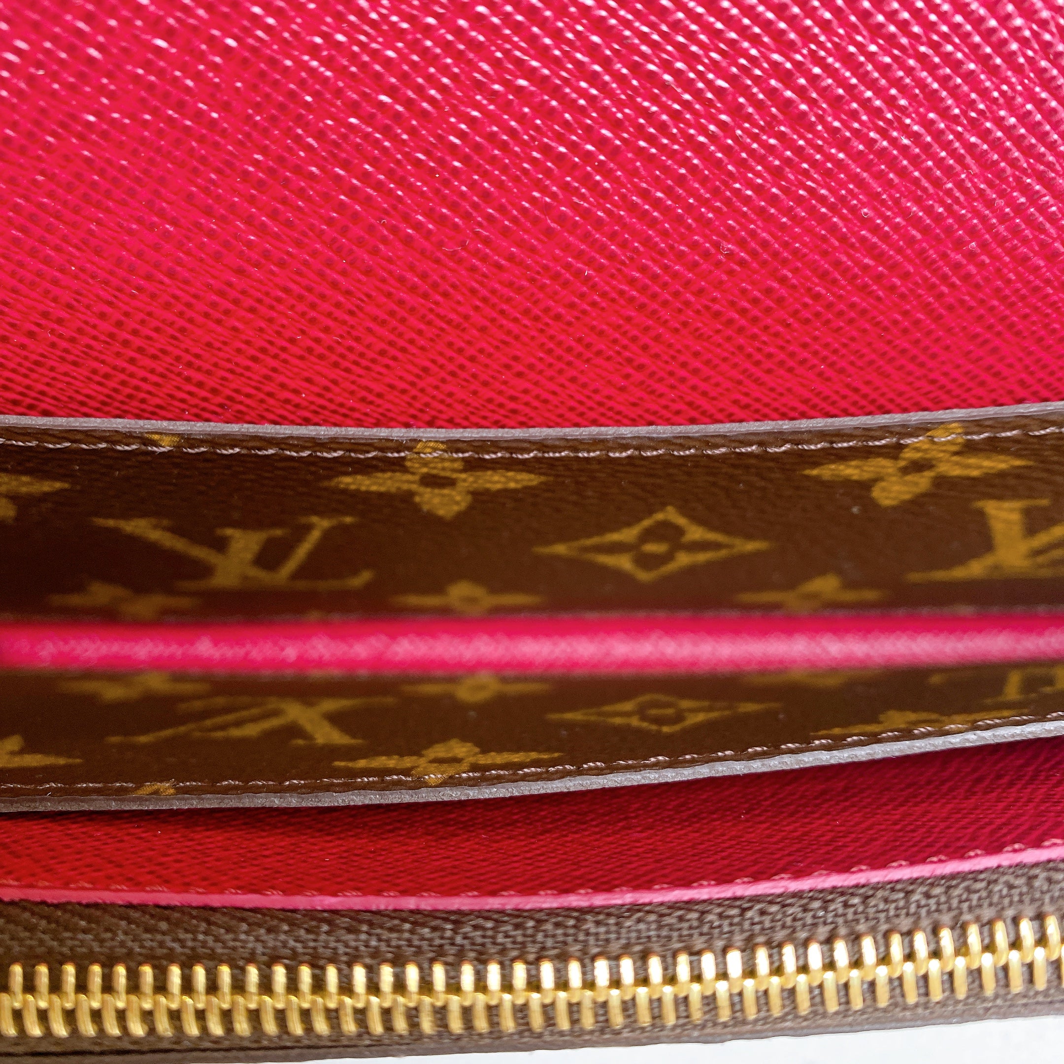 LV SARAH LONG WALLET