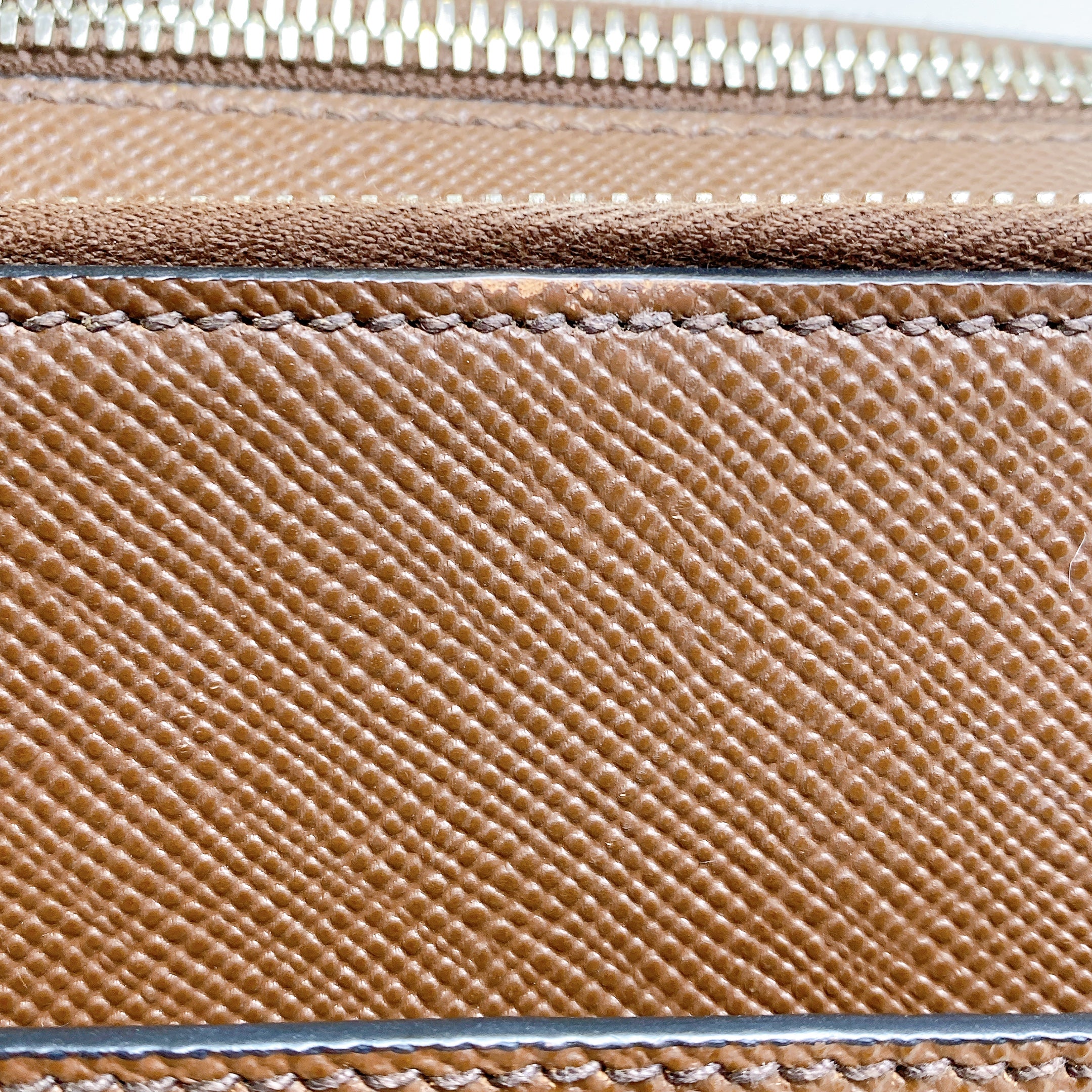 PRADA SAFFIANO CUIR