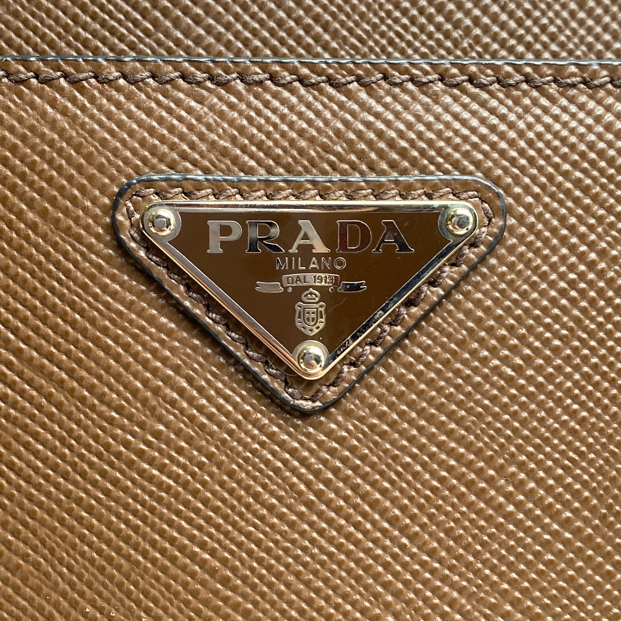 PRADA SAFFIANO CUIR