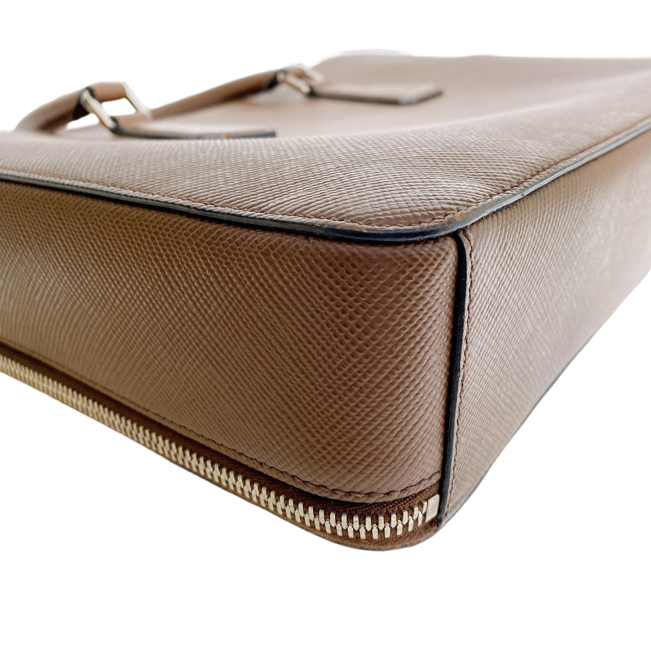 PRADA SAFFIANO CUIR