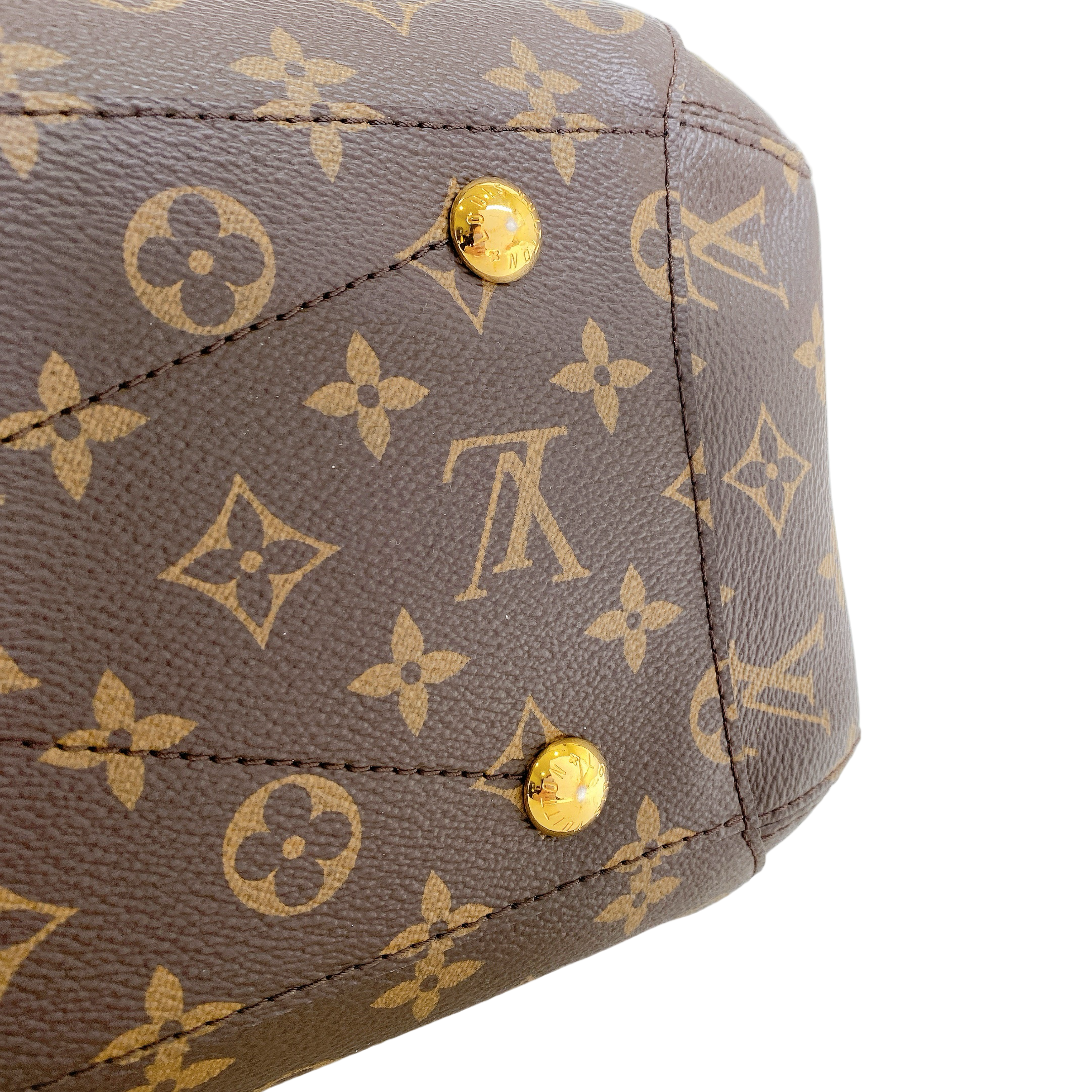 LV MONTAIGNE
