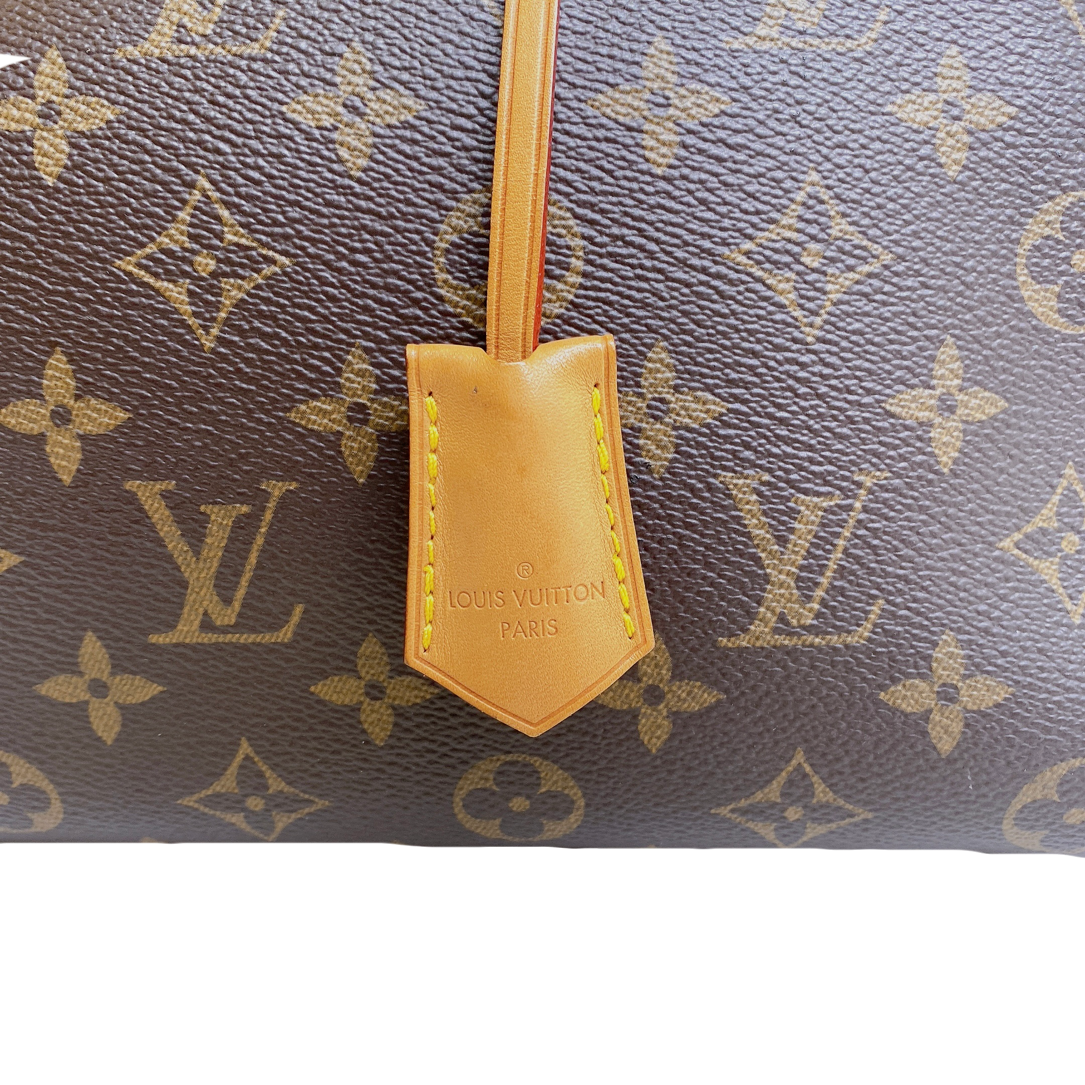 LV MONTAIGNE