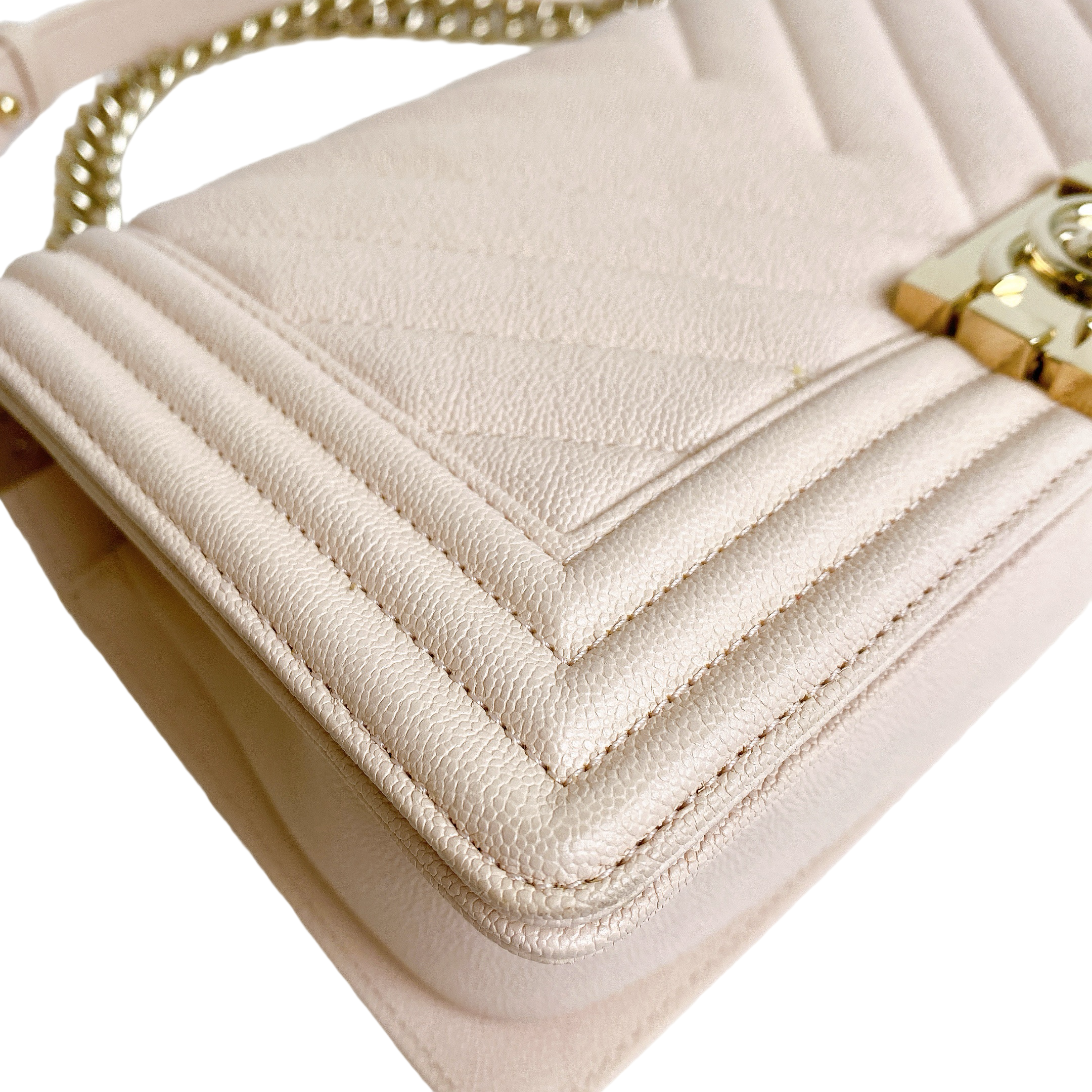 Chanel Le Boy Medium Pink Grained Calfskin GHW