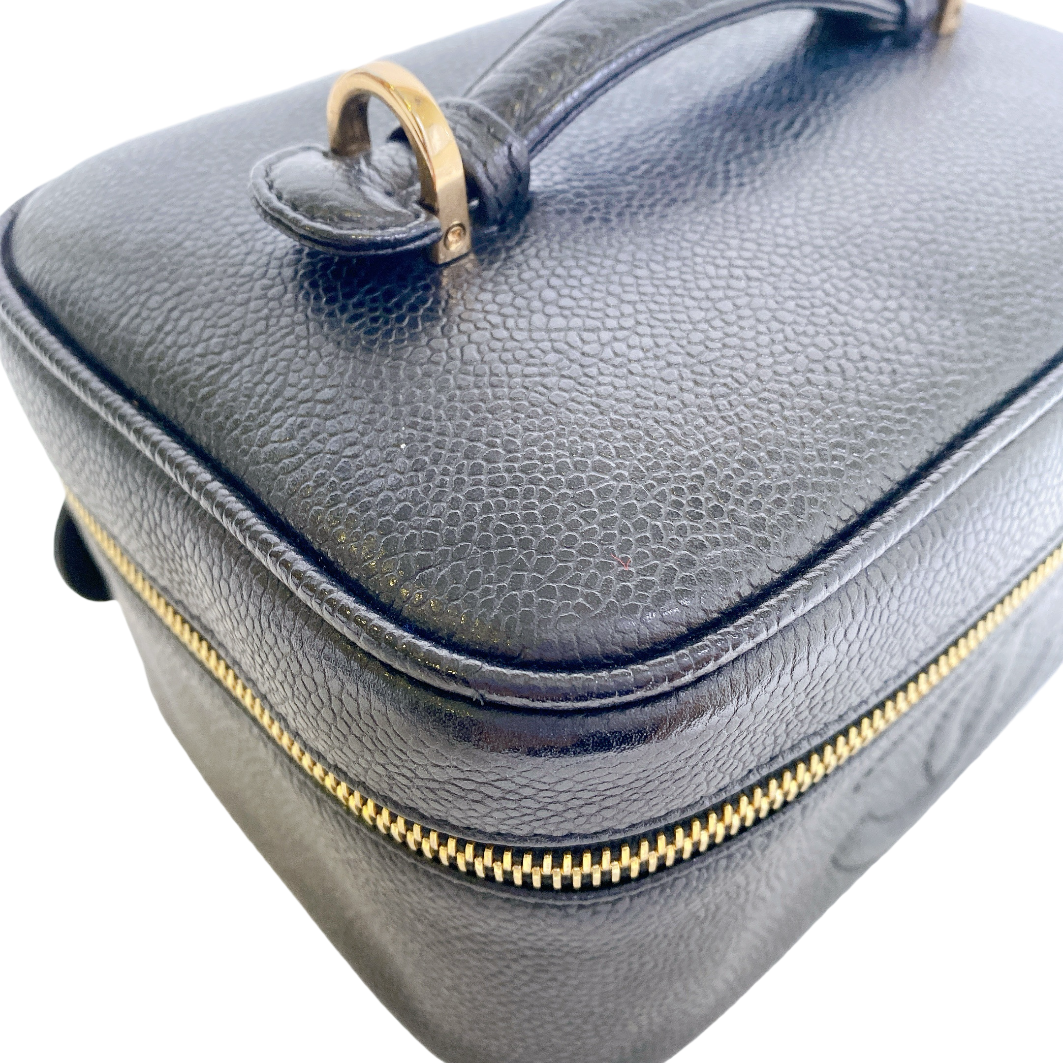 CHANEL VINTAGE COSMETIC BAG