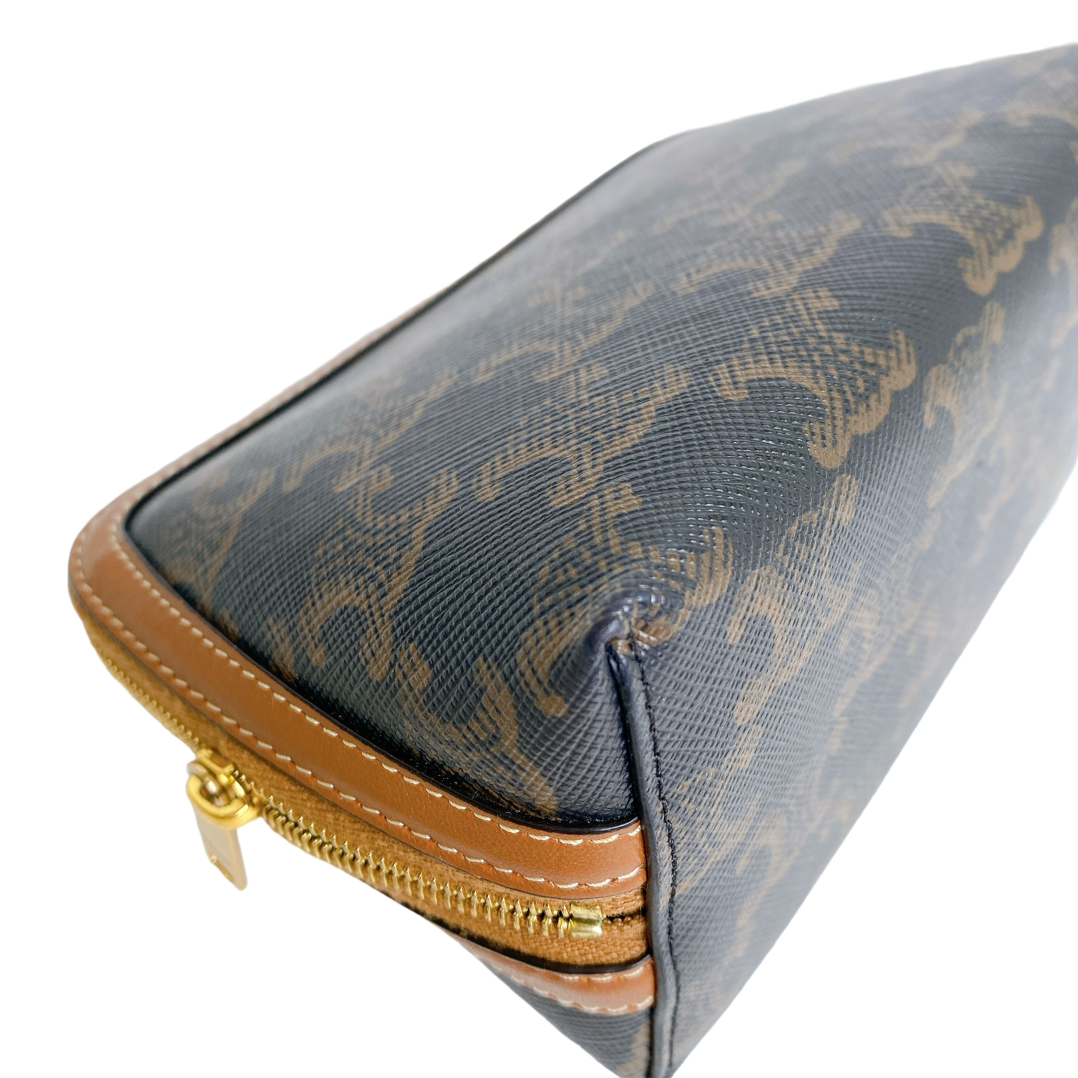 CELINE CLUTCH ON CHAIN