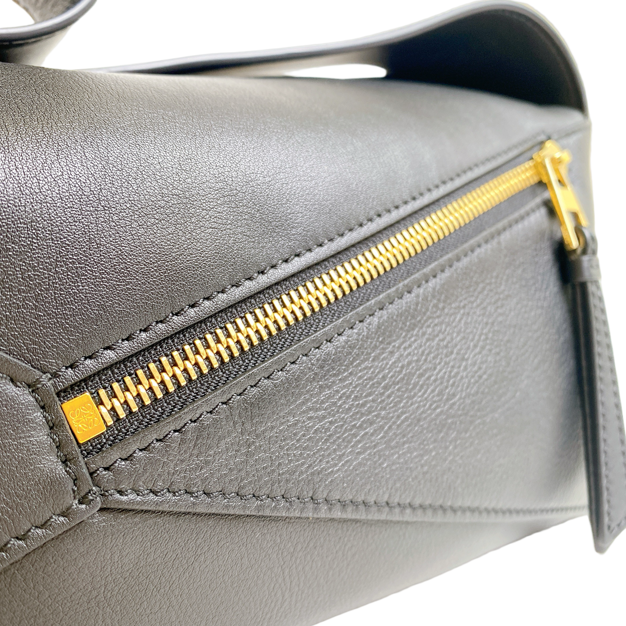 LOEWE PUZZLE HOBO