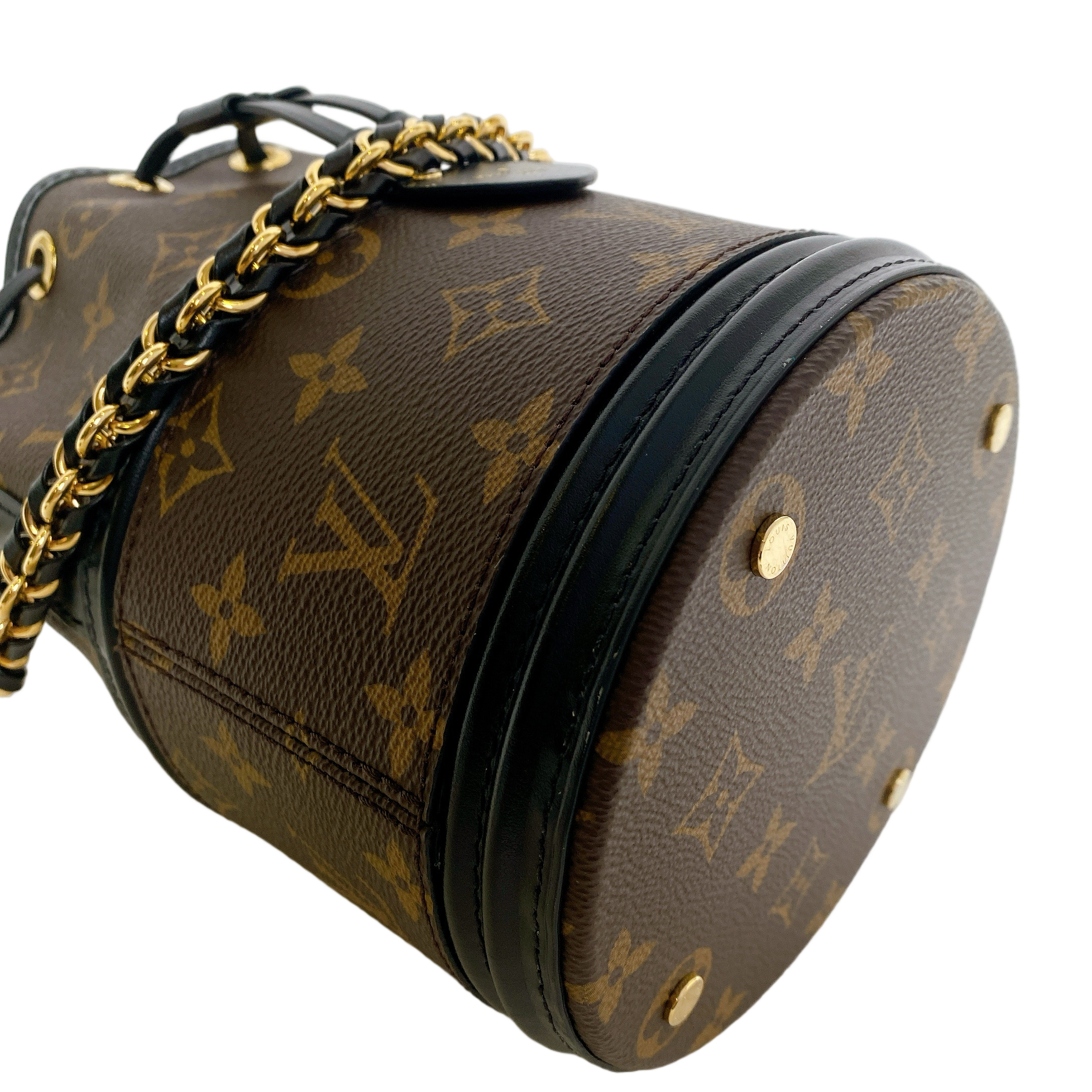 LV CANOE