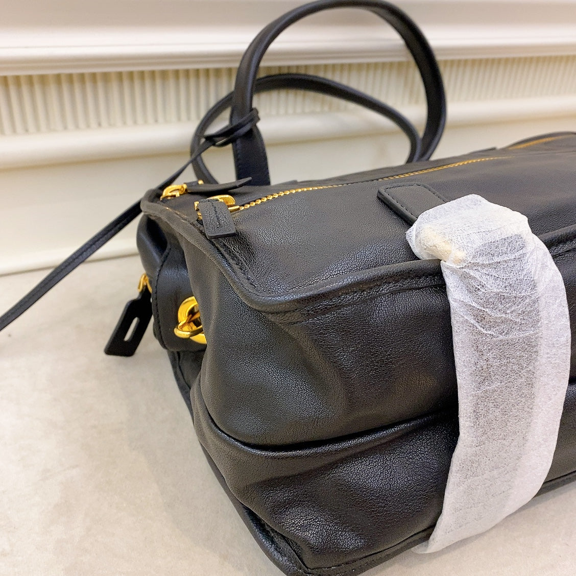 Dior Fall Winter Runway Mointaigne 30 in Black