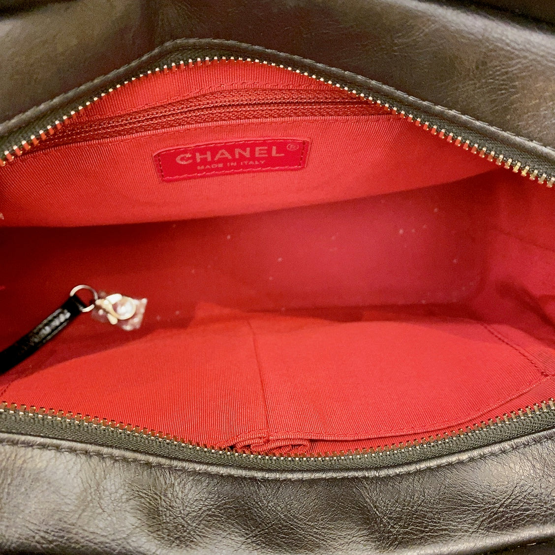 Chanel Gabrielle Medium in Black