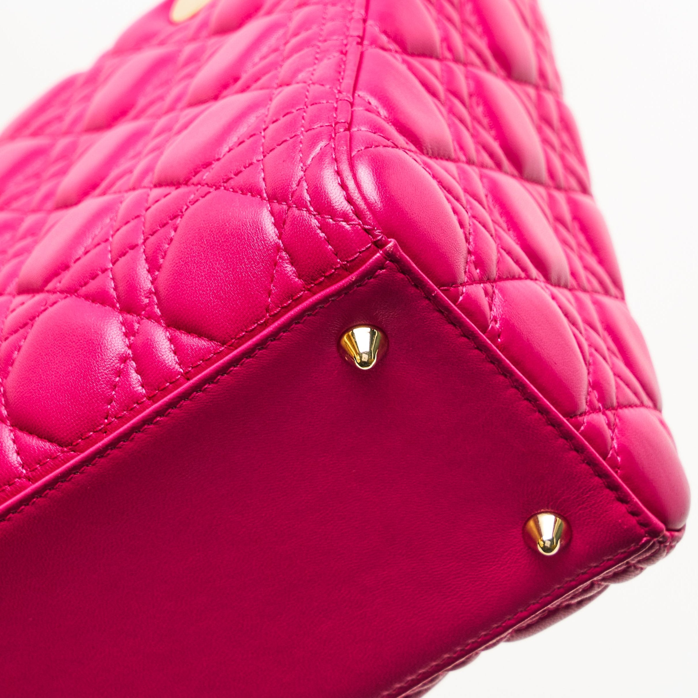 LADY DIOR MEDIUM IN FUCHSIA