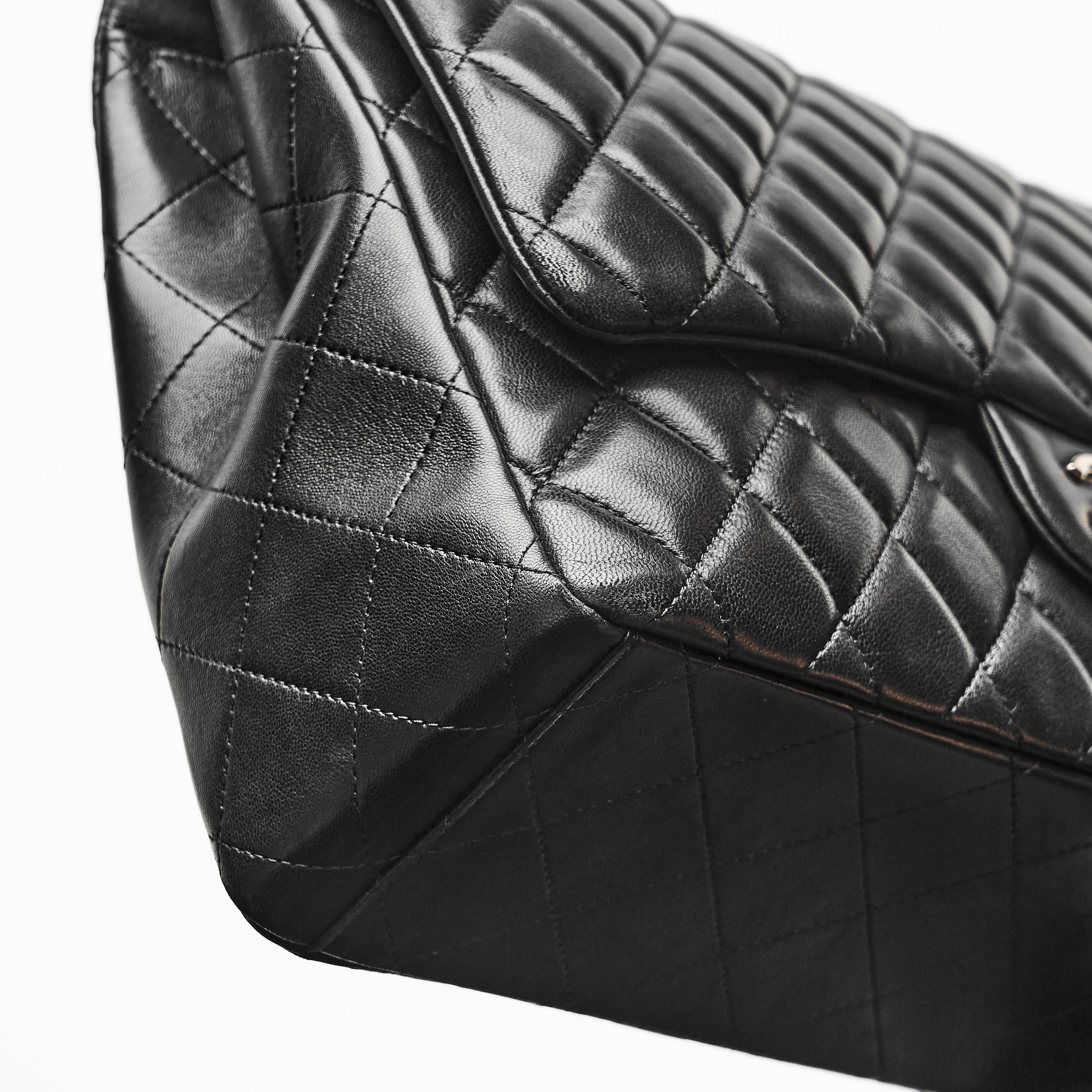 Chanel Maxi Lambskin Classic Single Flap Bag in Black SHW