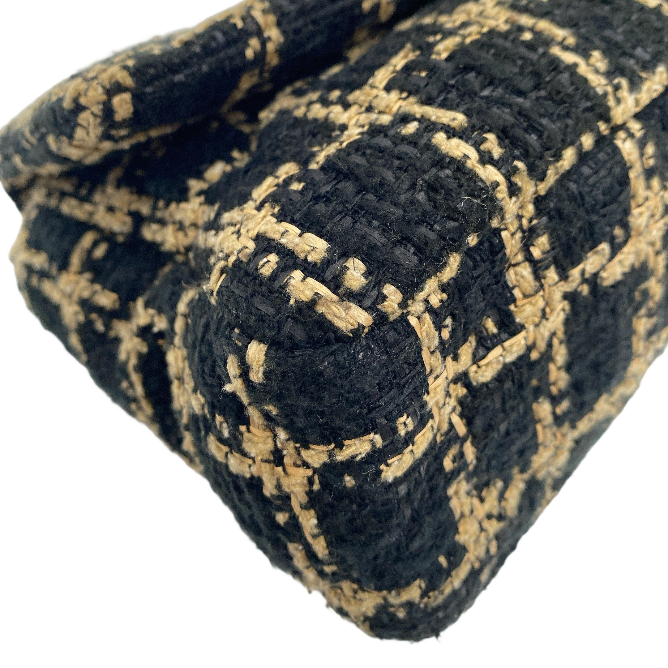 CHANEL 19 TWEED FLAP