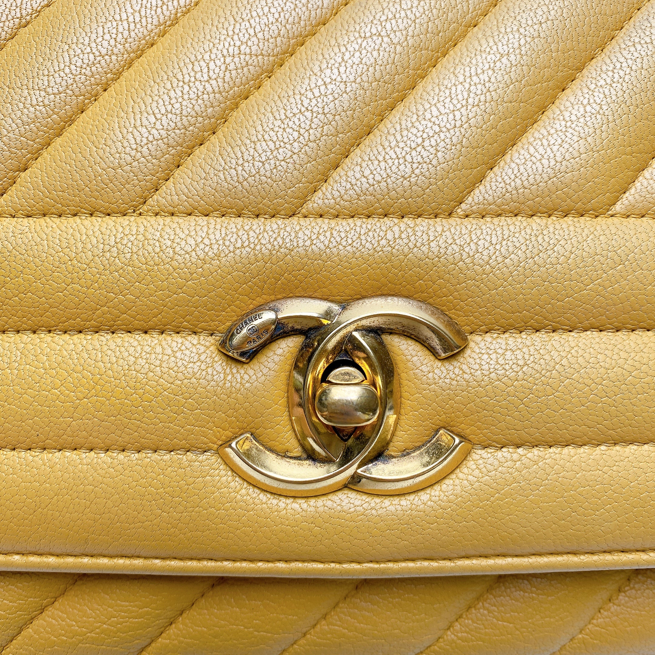 CHANEL CHEVRON FLAP BAG