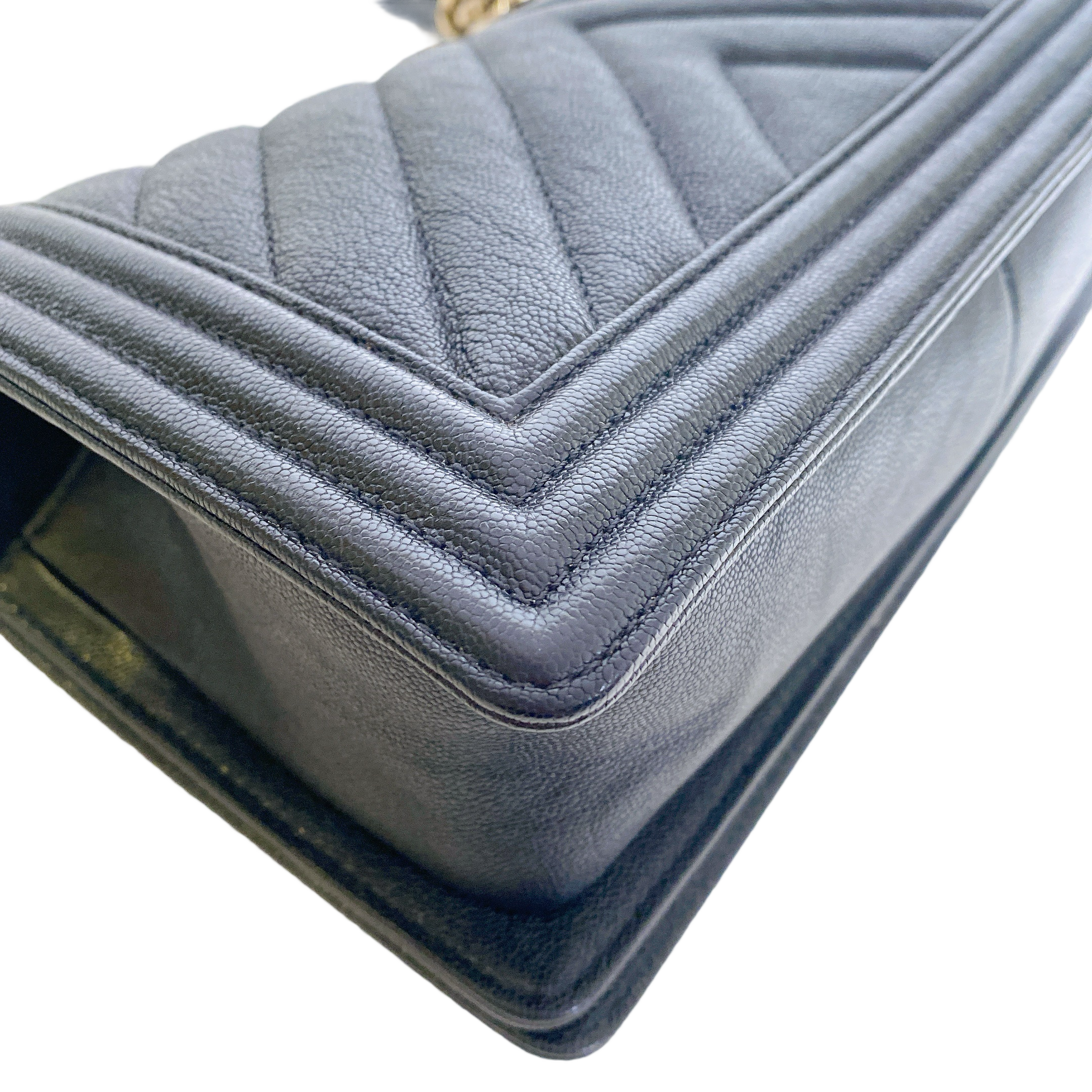 CHANEL LEBOY CHEVRON