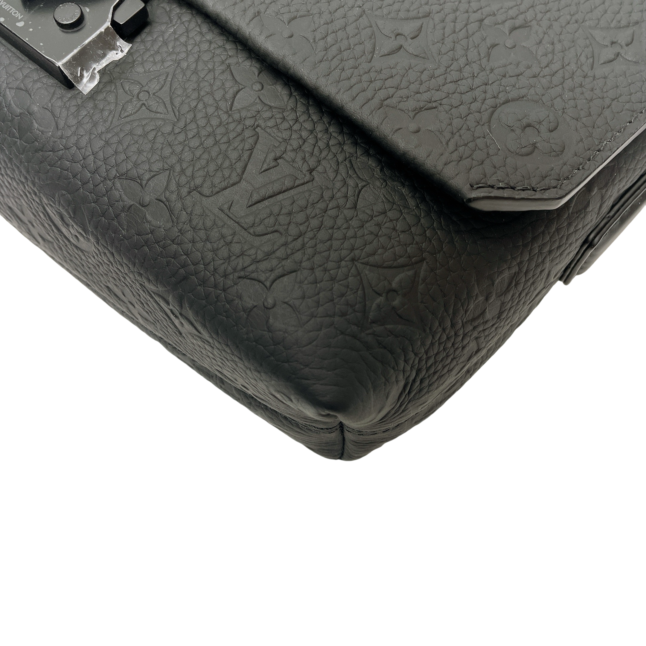 LV S-CAPE MESSENGER