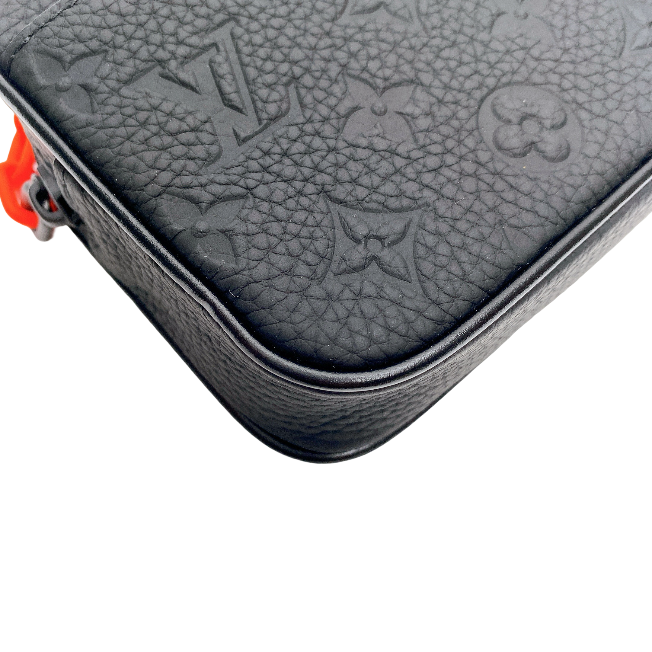 LV SOLAR RAY BELT BAG