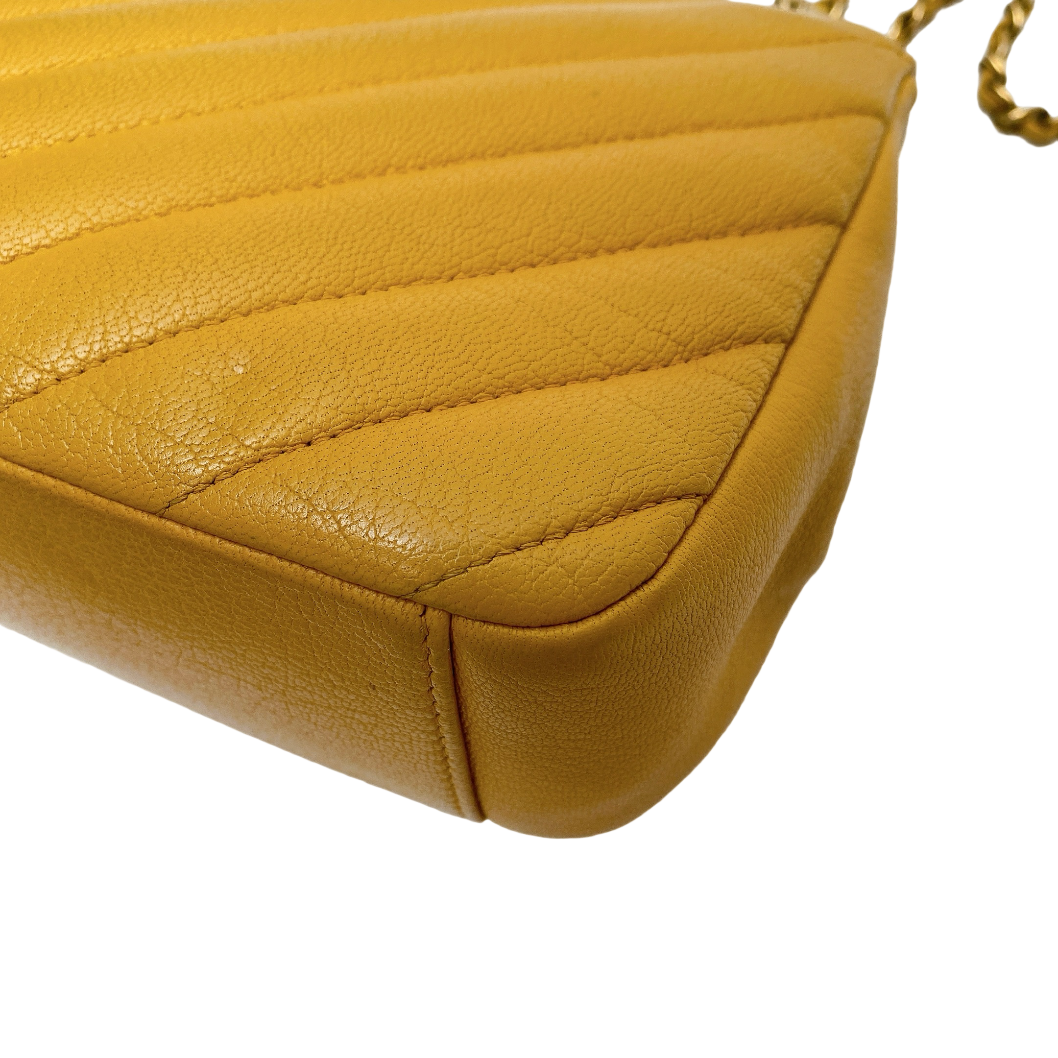 CHANEL CHEVRON FLAP BAG