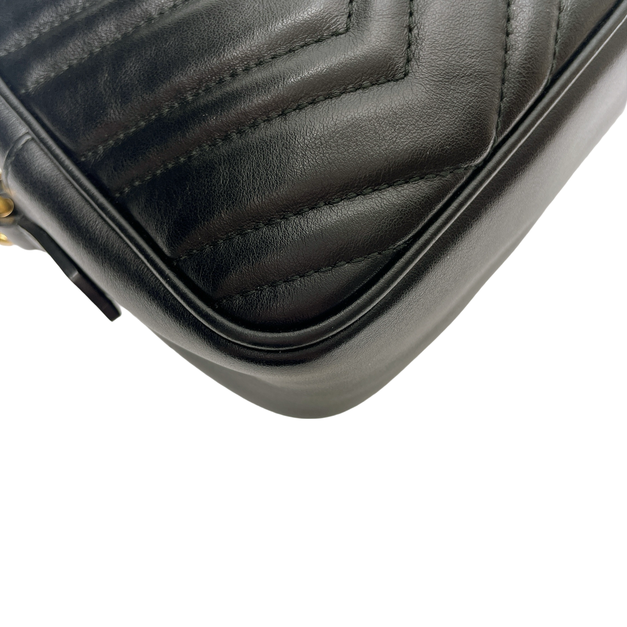 GUCCI MARMONT SMALL CAMERA BAG