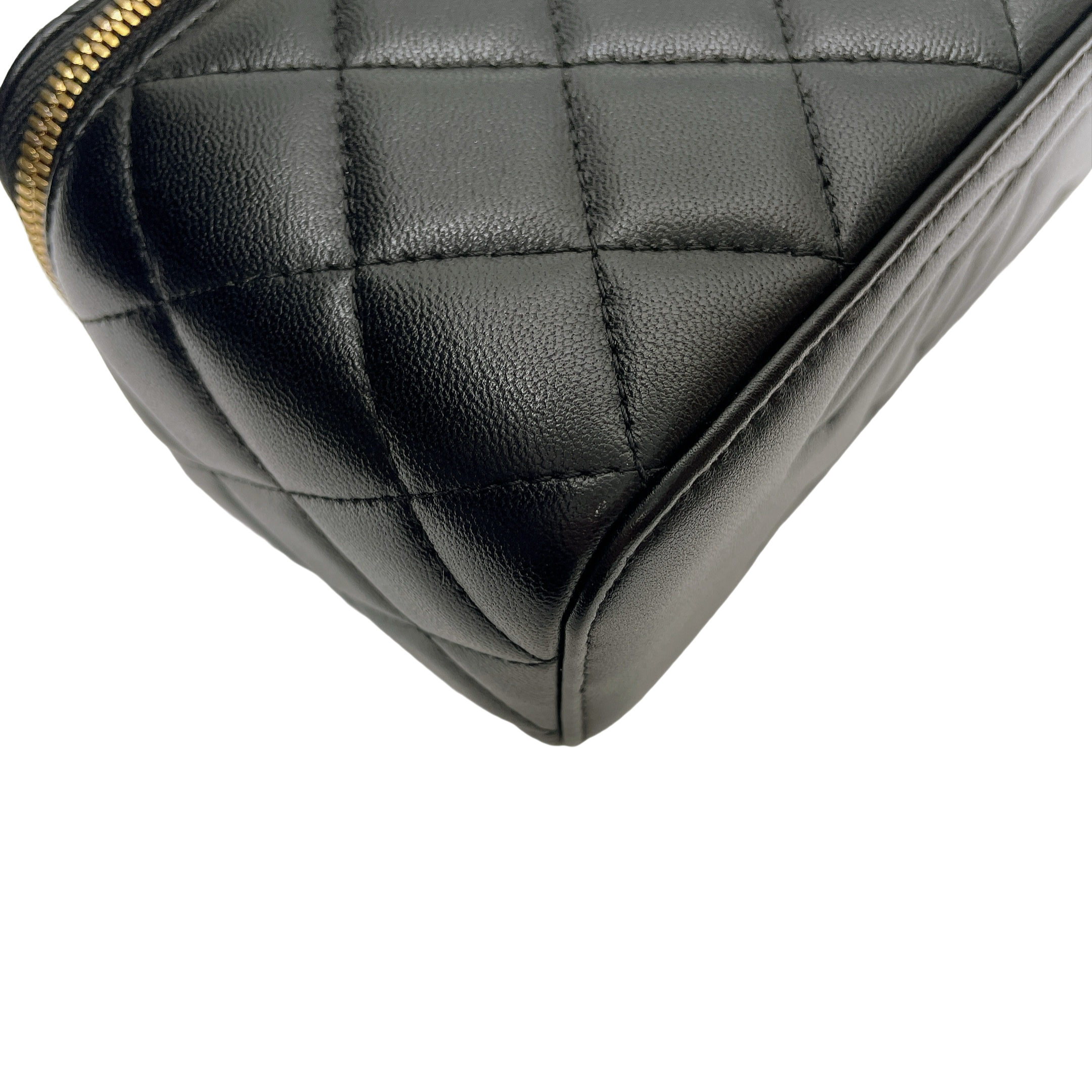 CHANEL VANITY WITH CHAIN TOP HANDLE