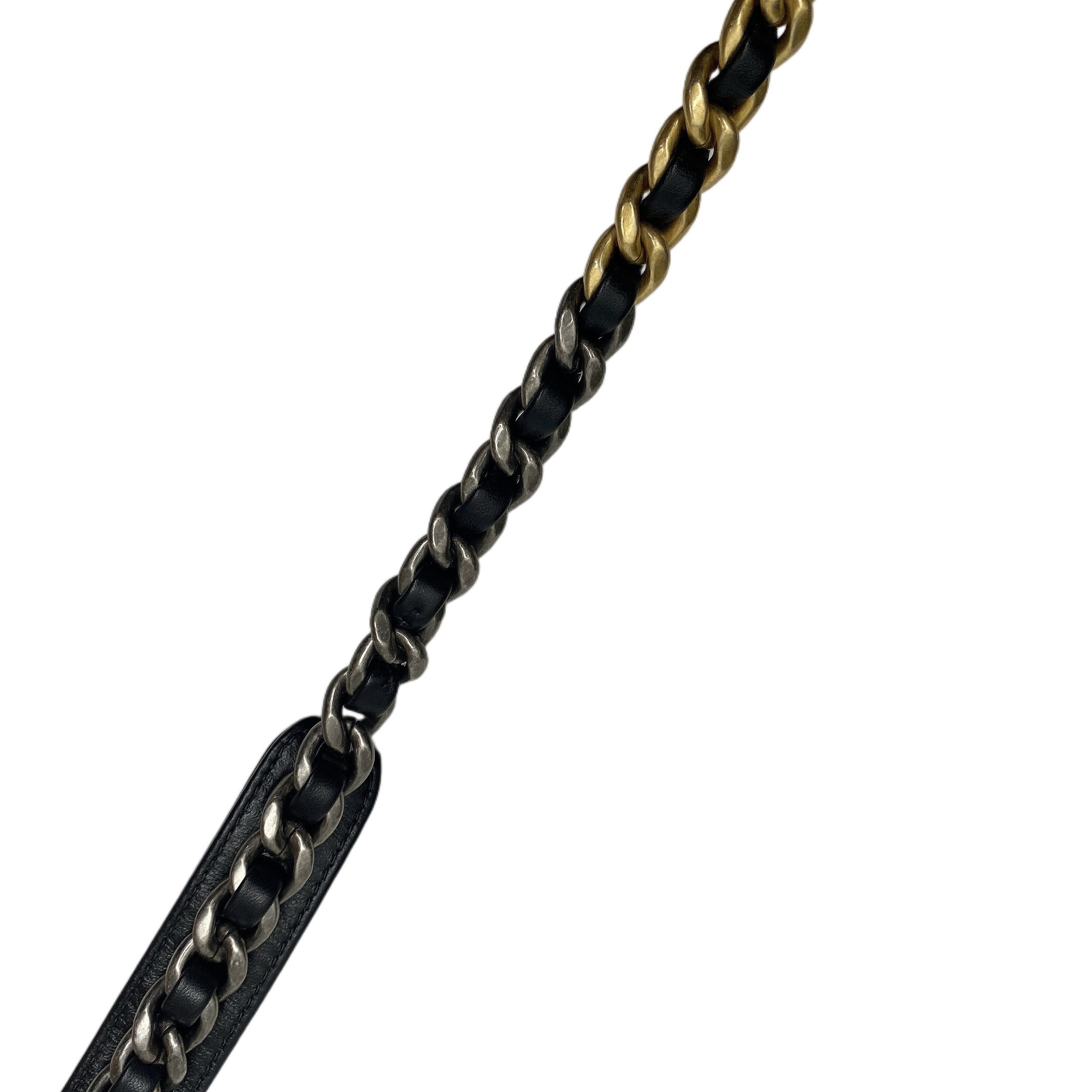 CHANEL 19 TWEED FLAP