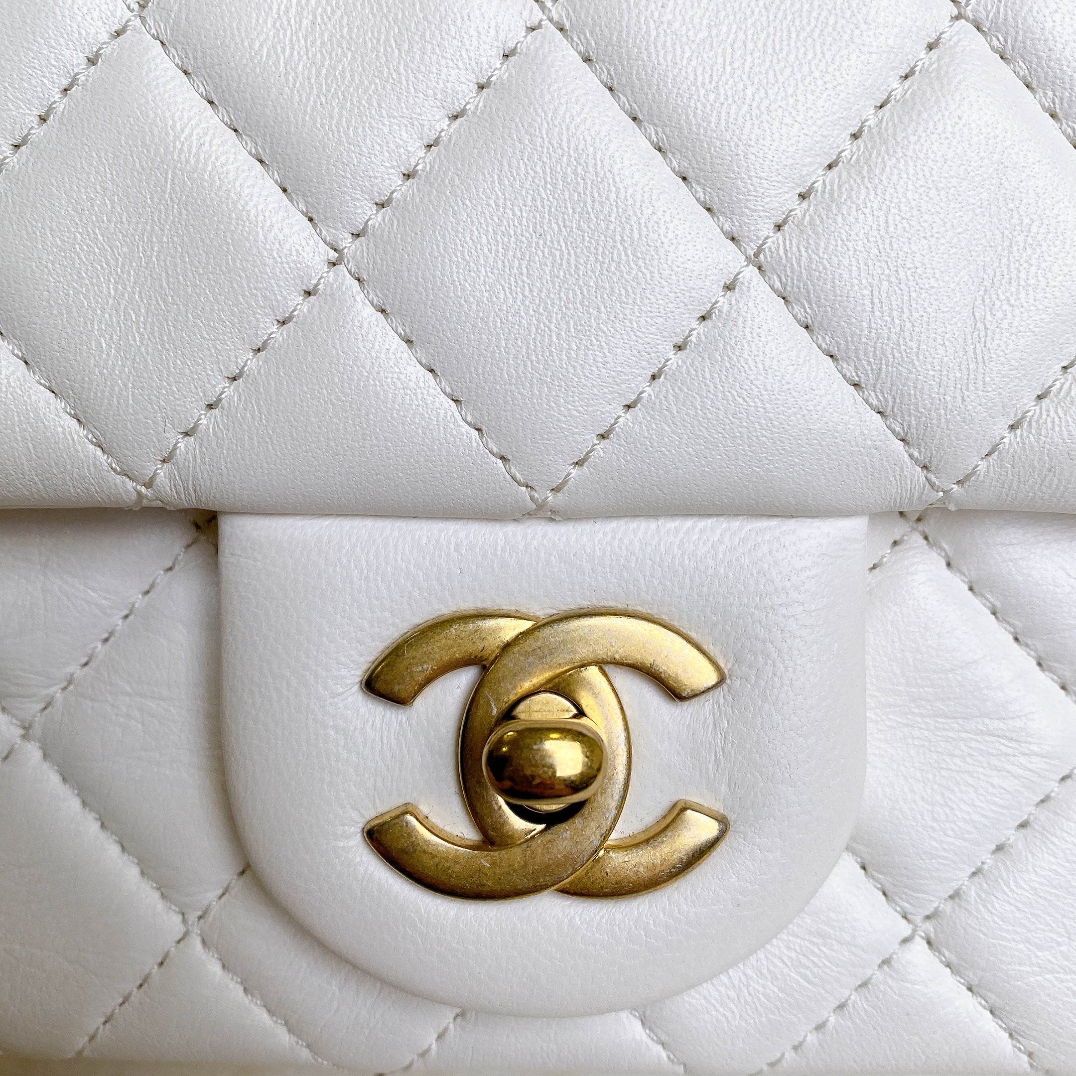 CHANEL MINI SQUARE PEARL CRUSH