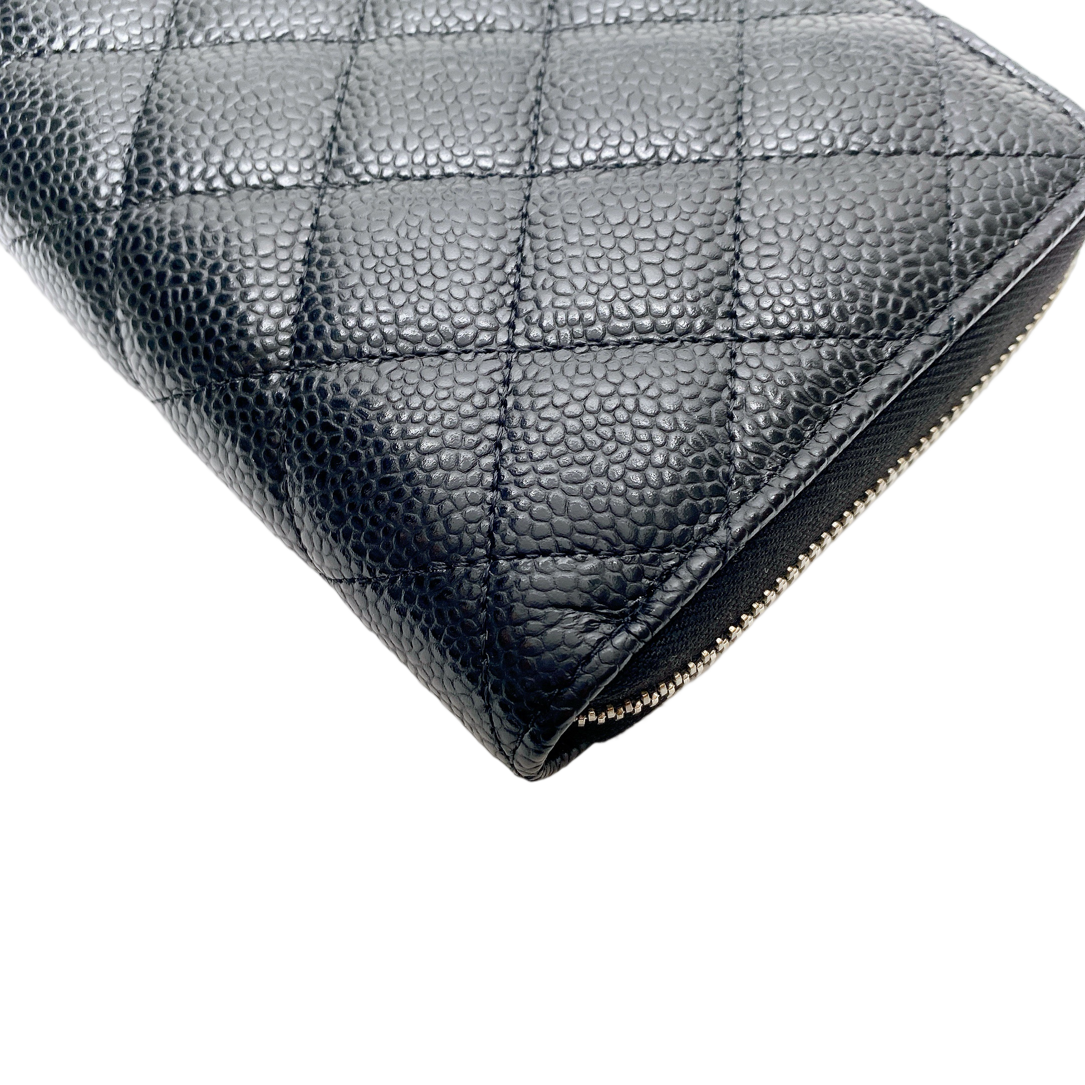 CHANEL ZIPPY WALLET