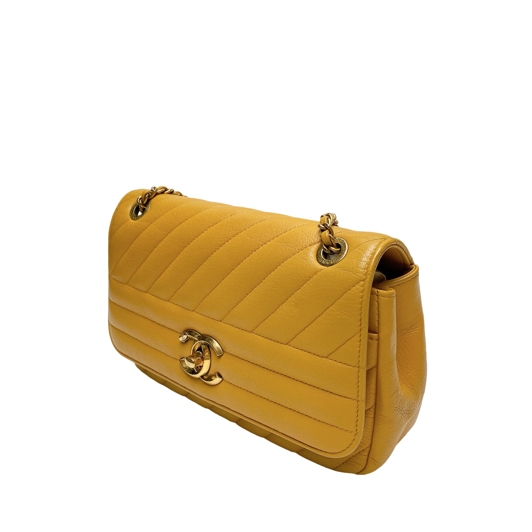 CHANEL CHEVRON FLAP BAG
