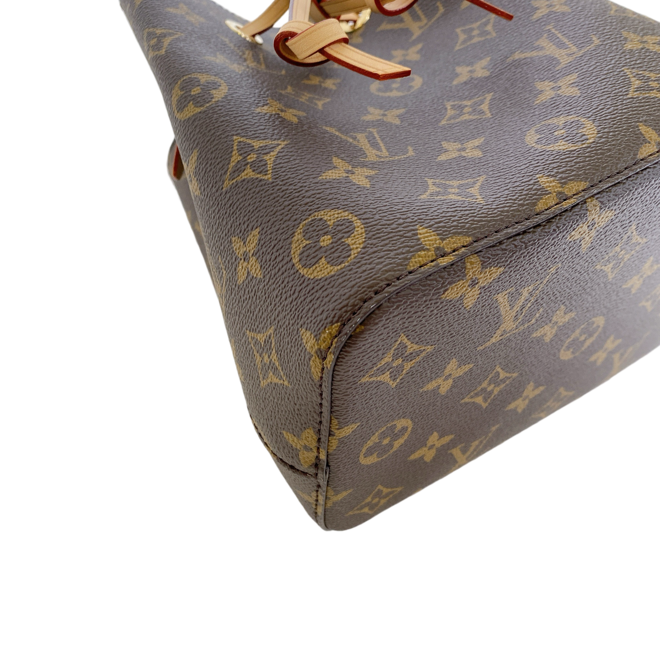 LV NEONOE BB