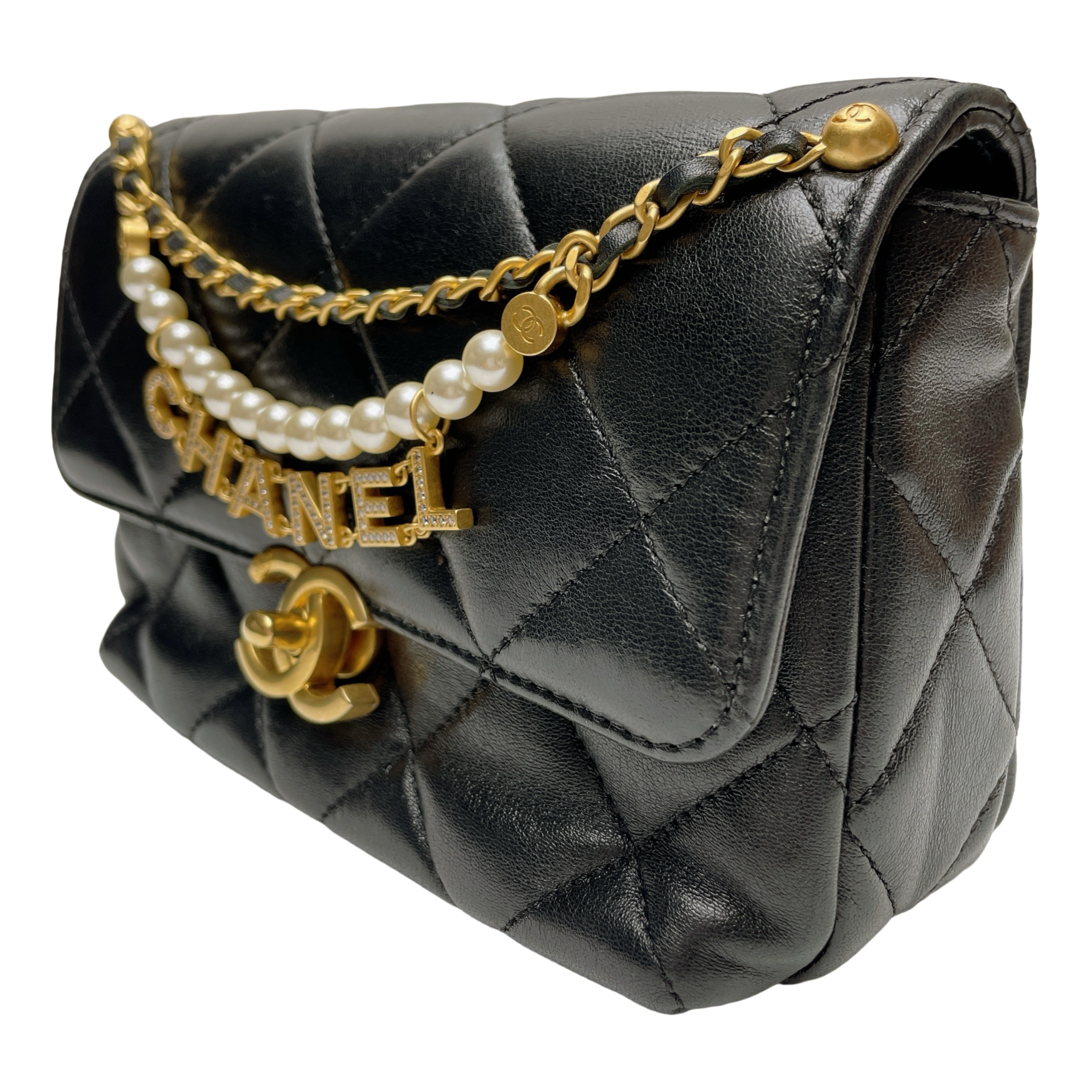 CHANEL 24A PEARL FLAP BAG