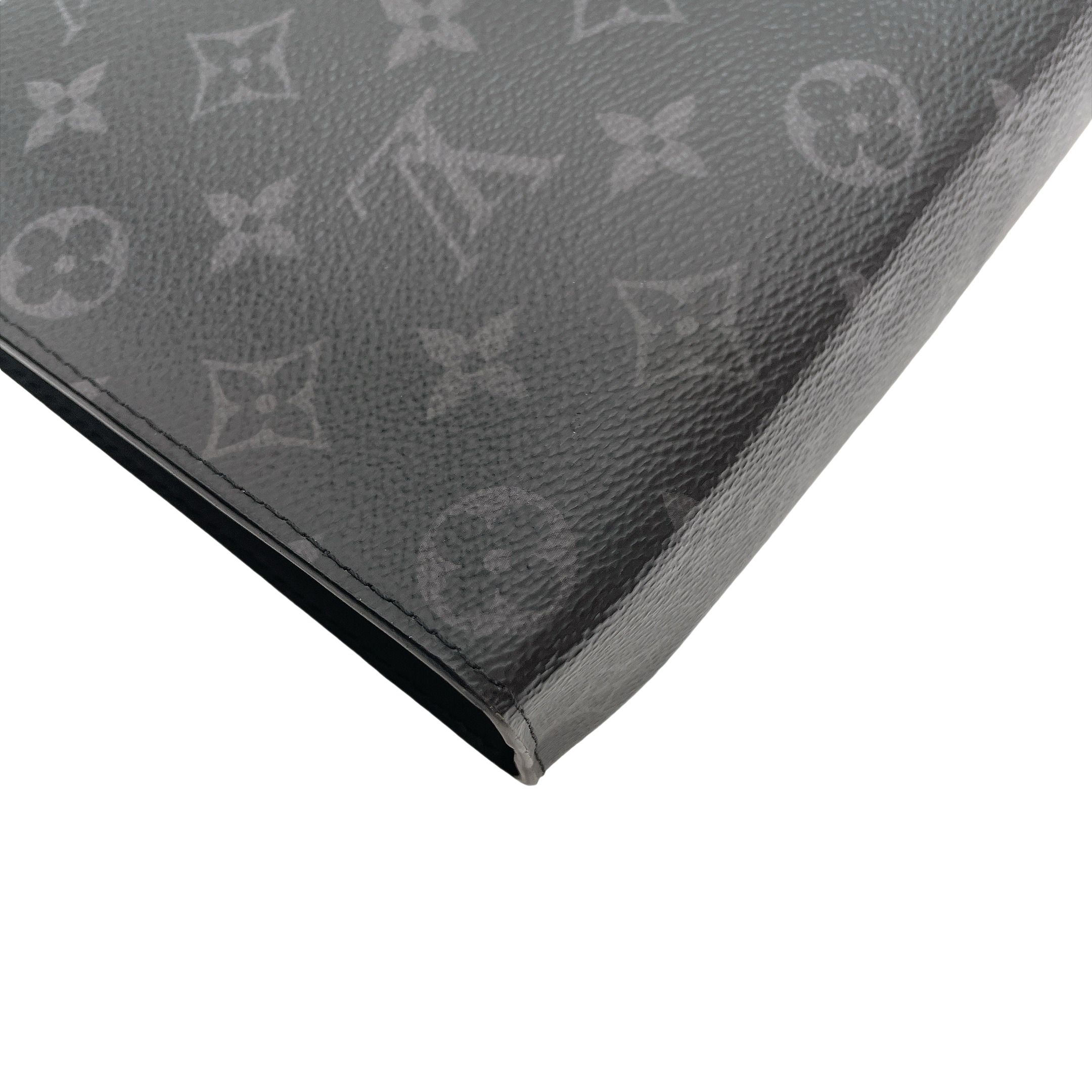 LV POCHETTE VOYAGE MM