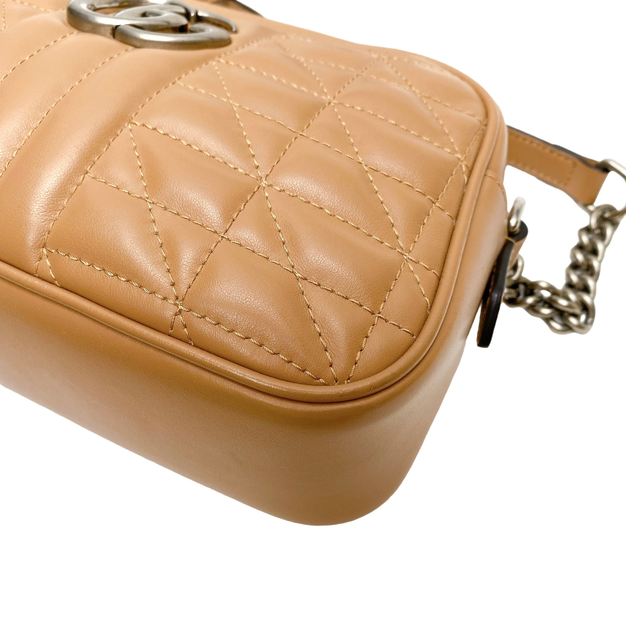 GUCCI MARMONT CAMERA BAG
