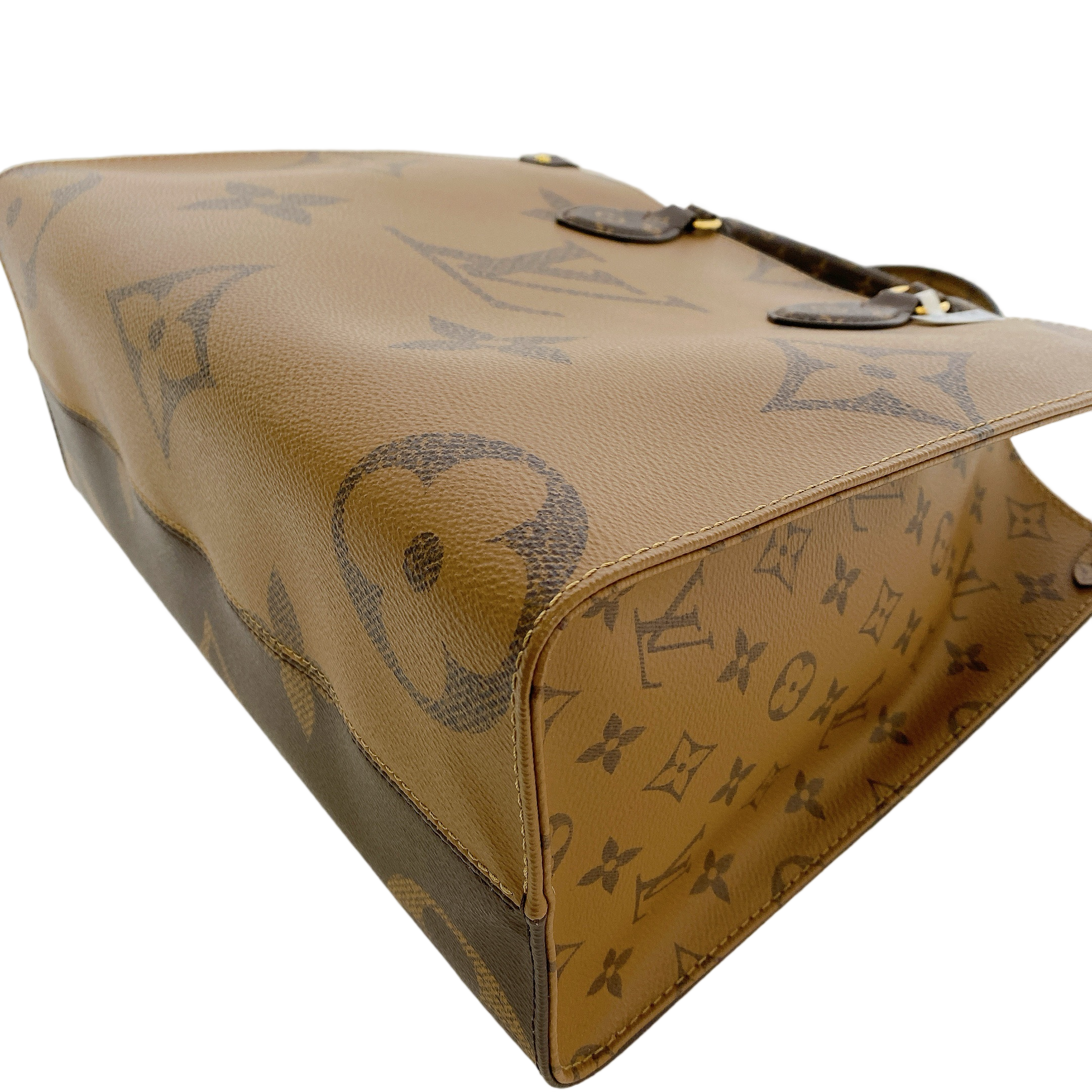 LV ONTHEGO MM