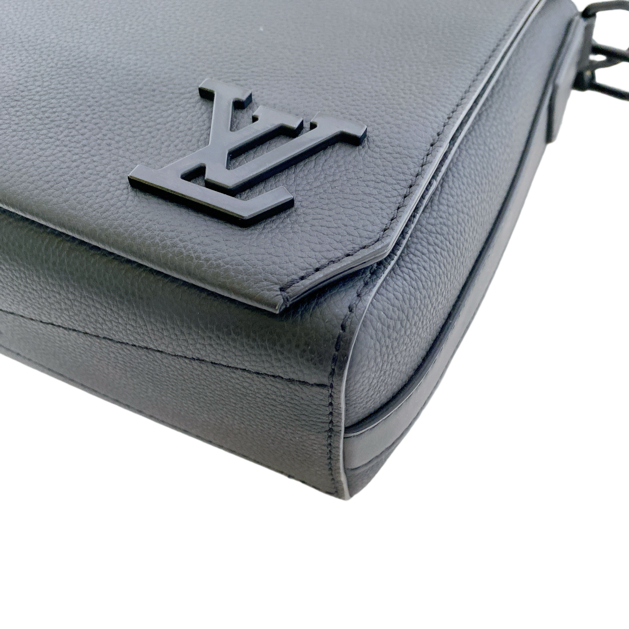 LV TAKEOFF MESSENGER